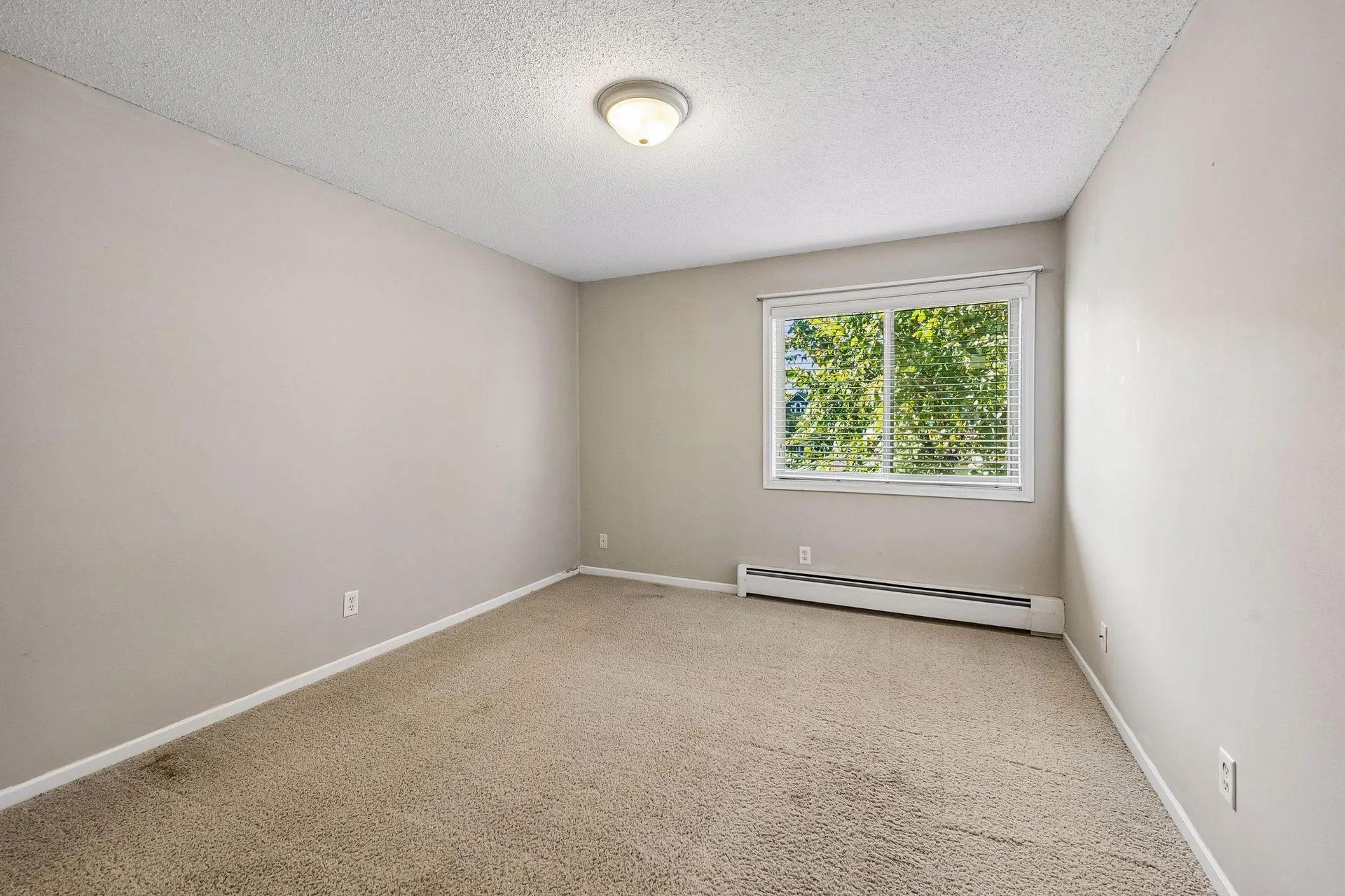 Photo 10 of 3540 Hennepin Avenue Unit 210