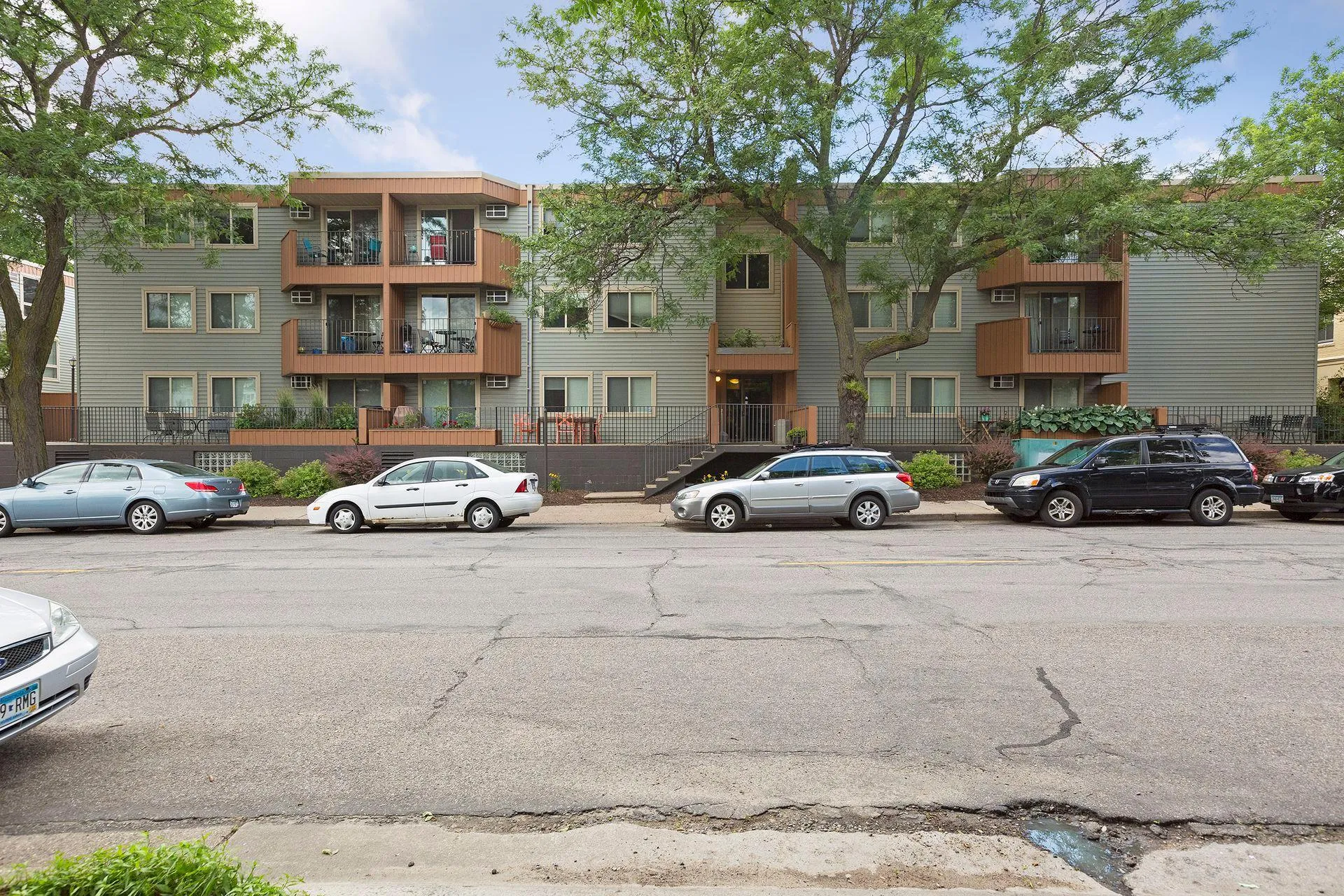 Photo 15 of 3540 Hennepin Avenue Unit 210