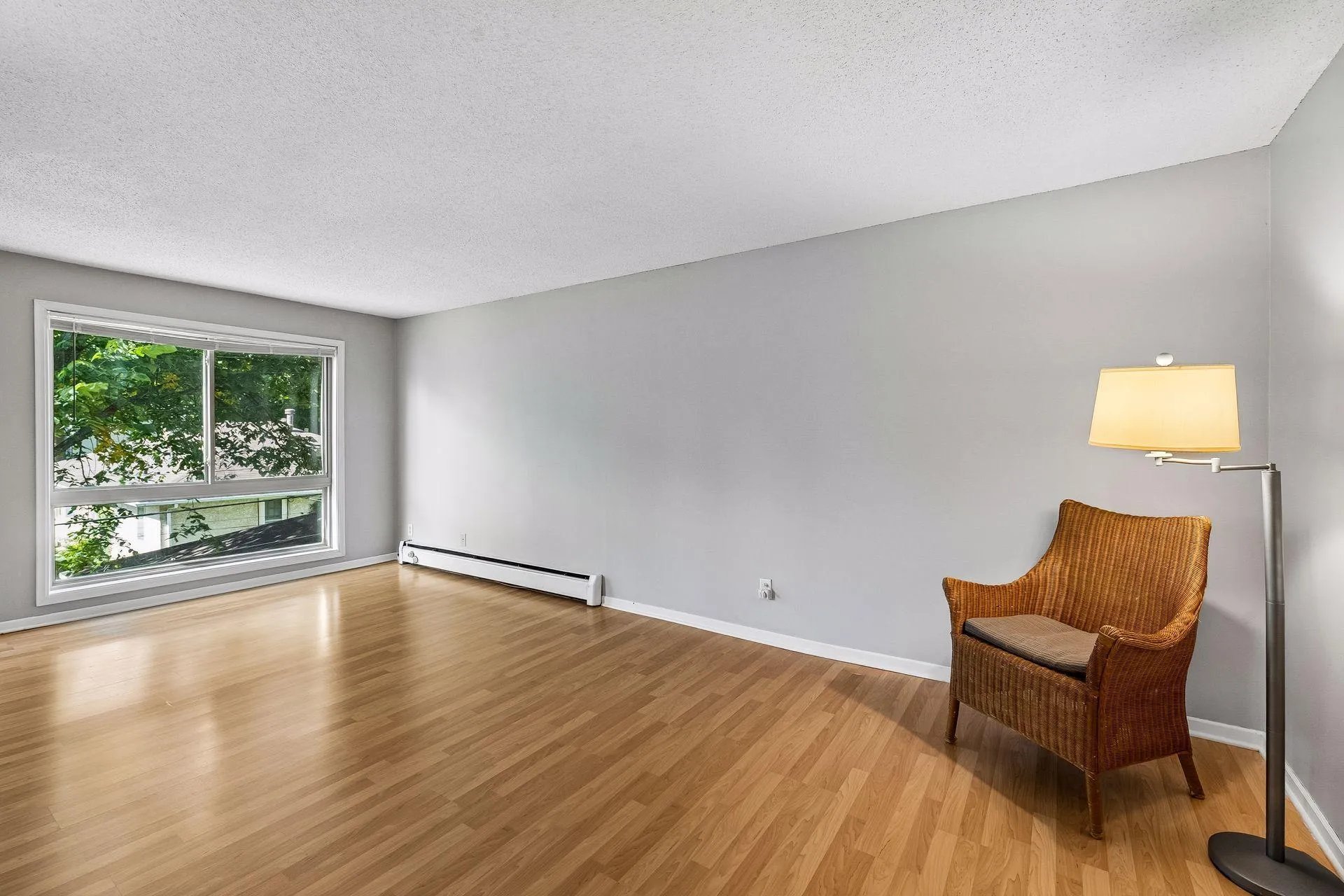 Photo 5 of 3540 Hennepin Avenue Unit 210