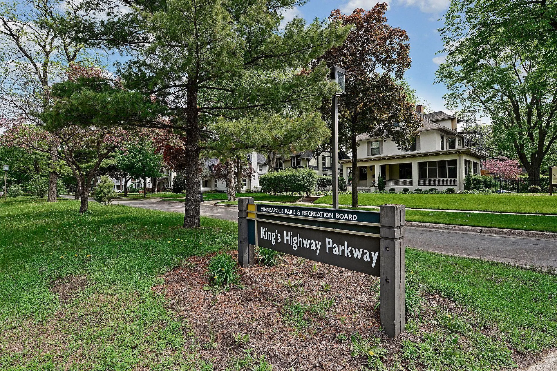 Photo 19 of 3540 Hennepin Avenue Unit 210