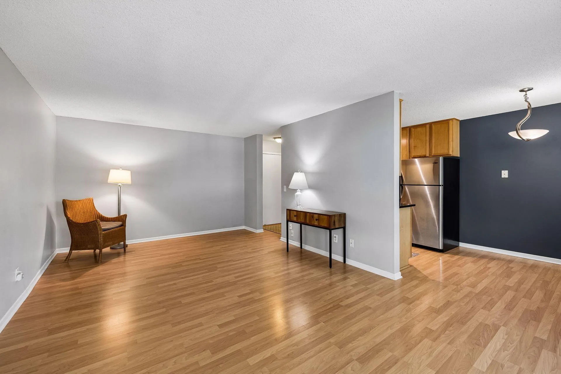 Photo 6 of 3540 Hennepin Avenue Unit 210
