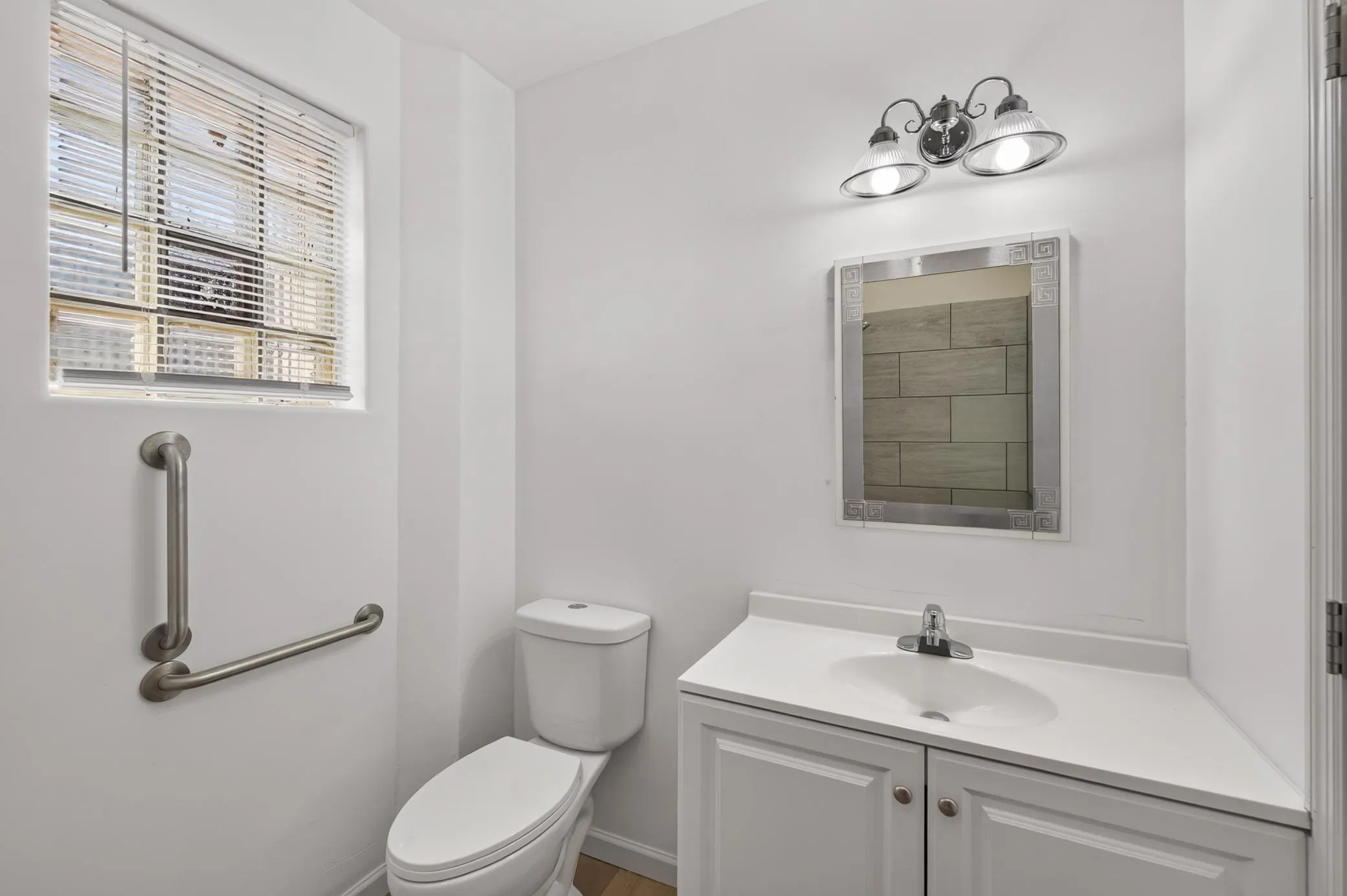 Photo 14 of 444 9th Nw Avenue