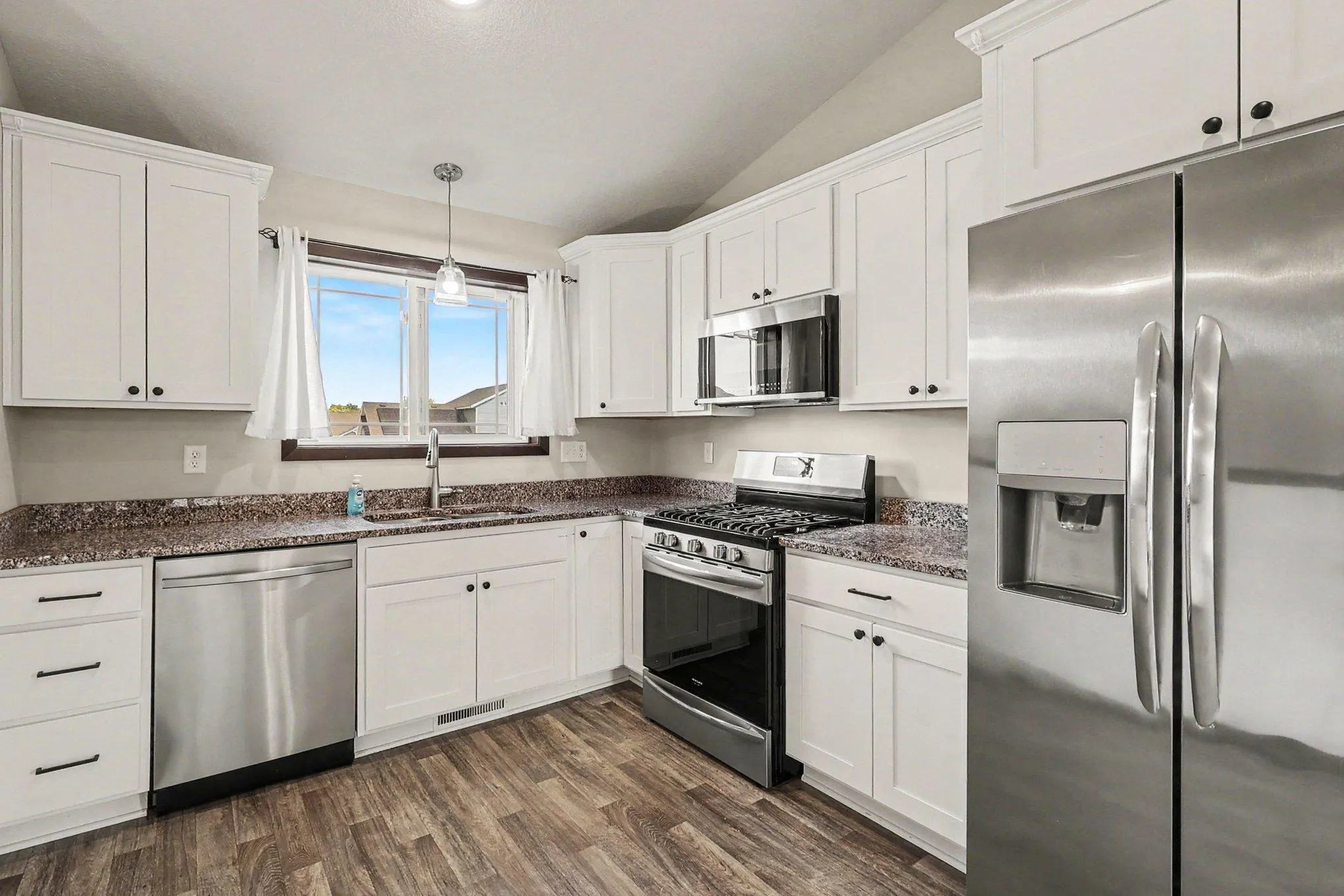 Photo 3 of 1165 Filkins Street