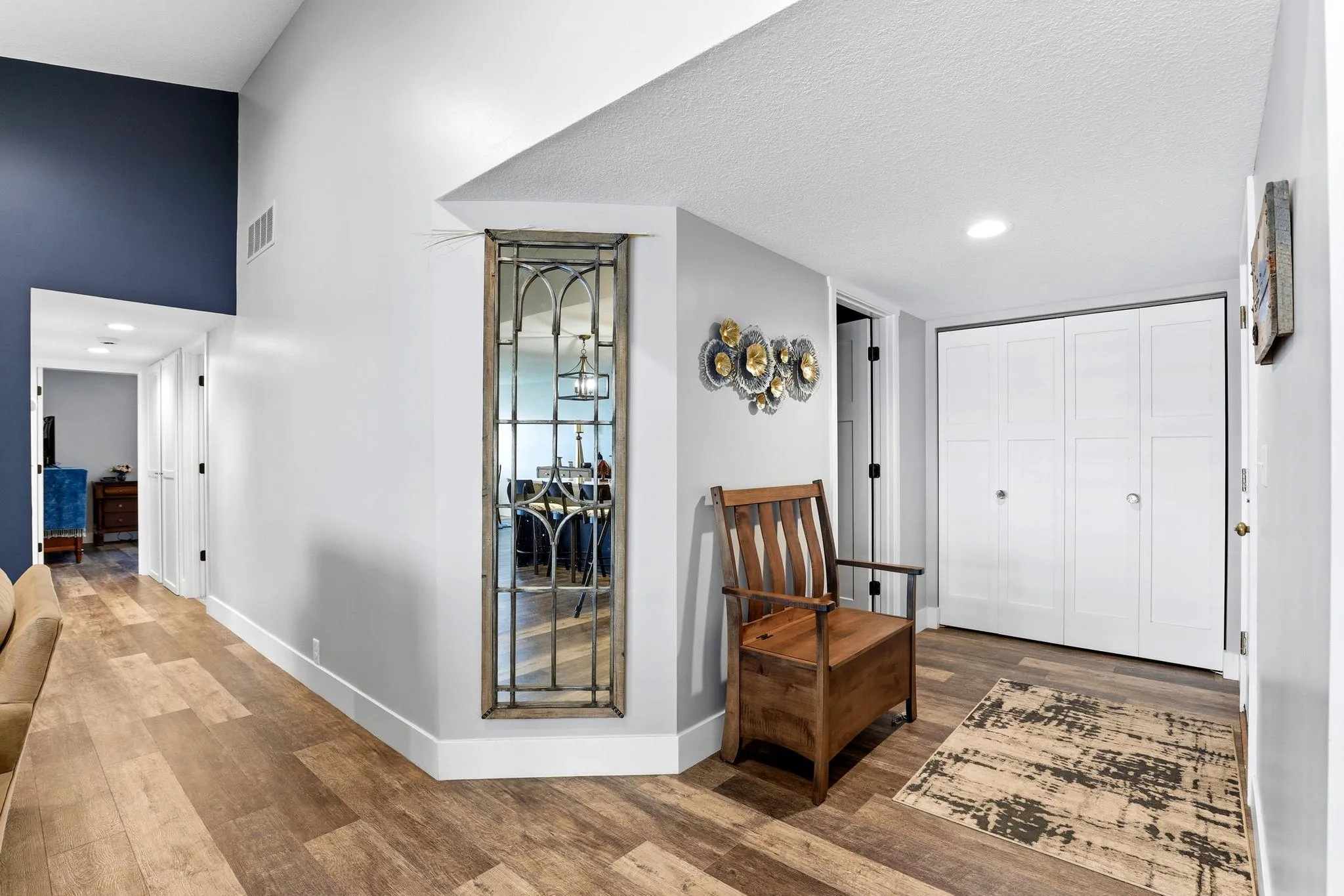 Photo 5 of 887 8th Se Avenue Unit D