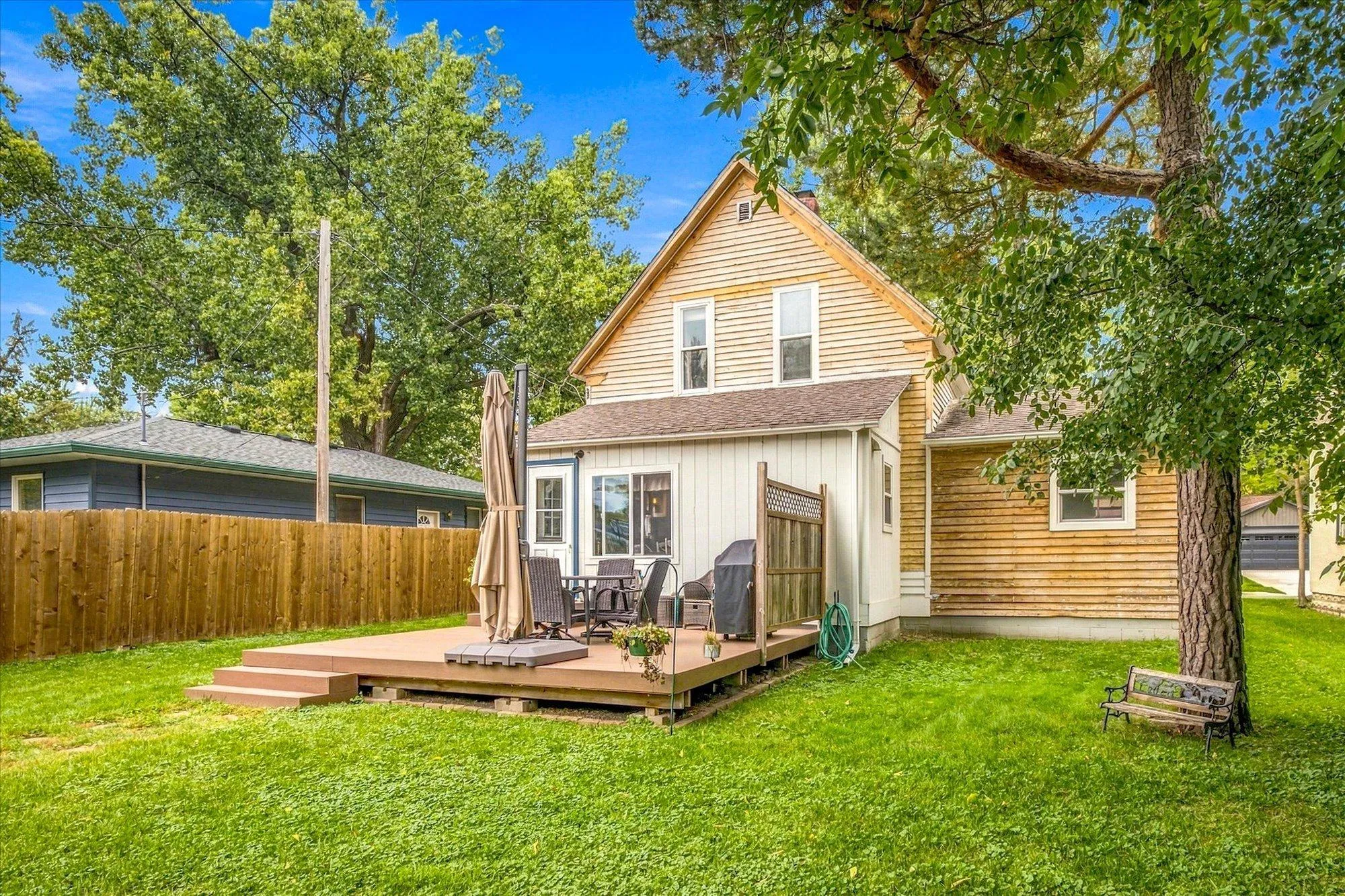 Photo 33 of 637 3rd Sw Avenue