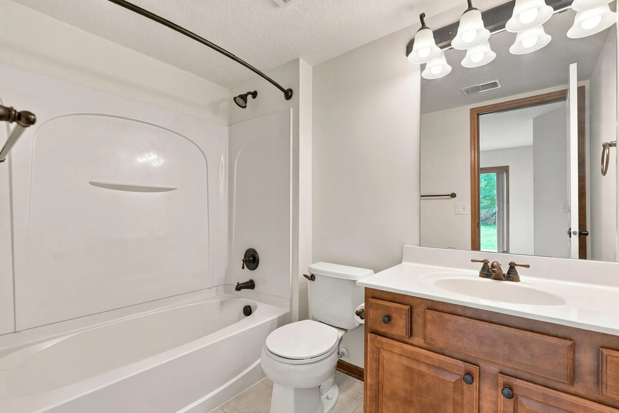 Photo 34 of 6813 67th Ne Street