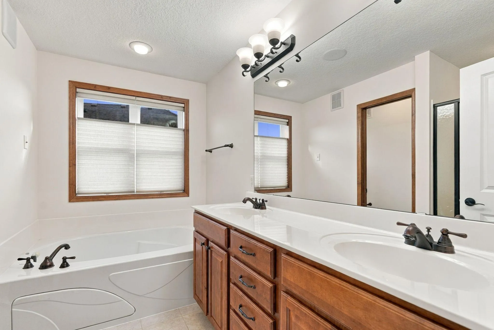 Photo 17 of 6813 67th Ne Street
