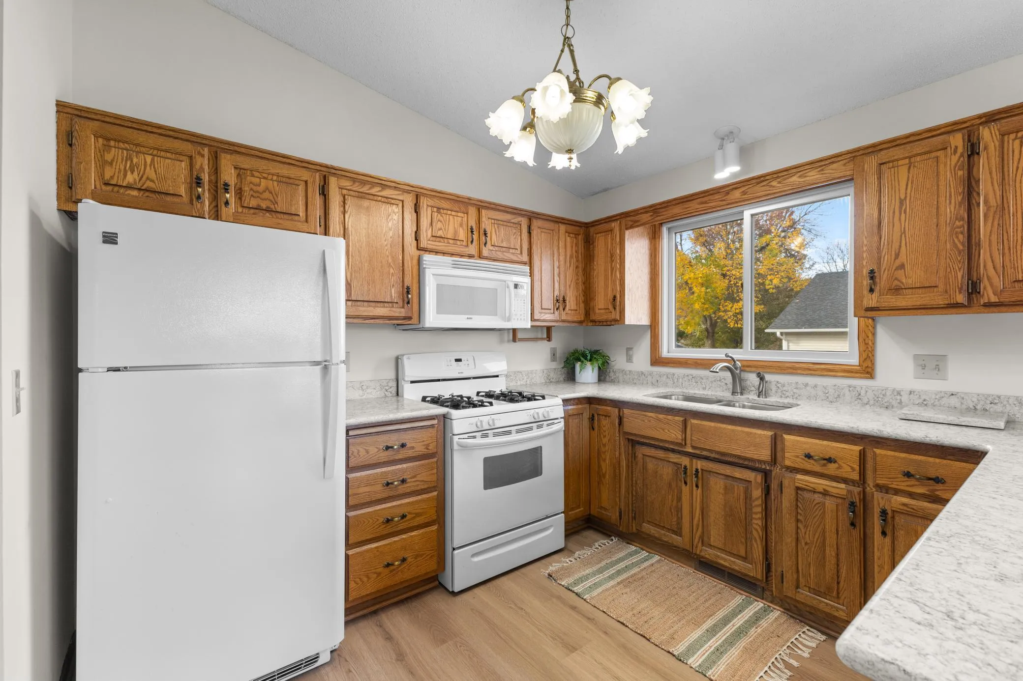 Photo 12 of 7291 Conestoga Court