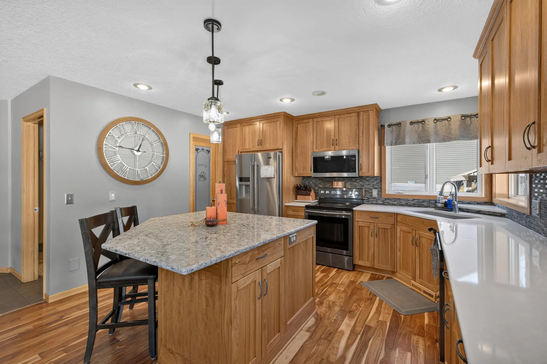 Photo 13 of 738 Greten Lane