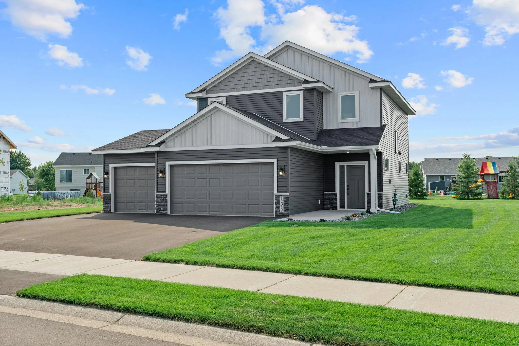 Photo 2 of 12018 41st Se Avenue