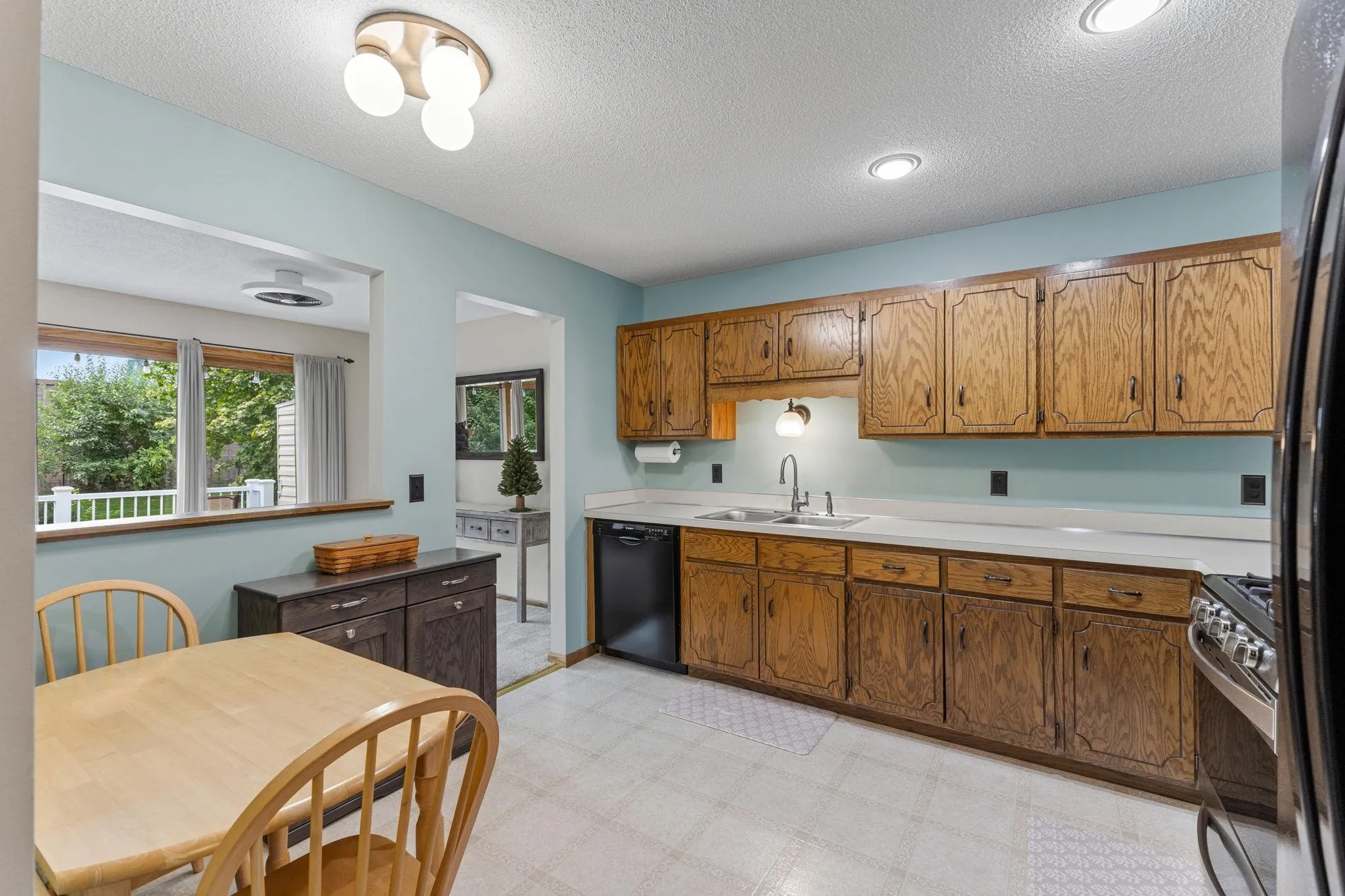 Photo 9 of 404 Pleasure Creek Drive