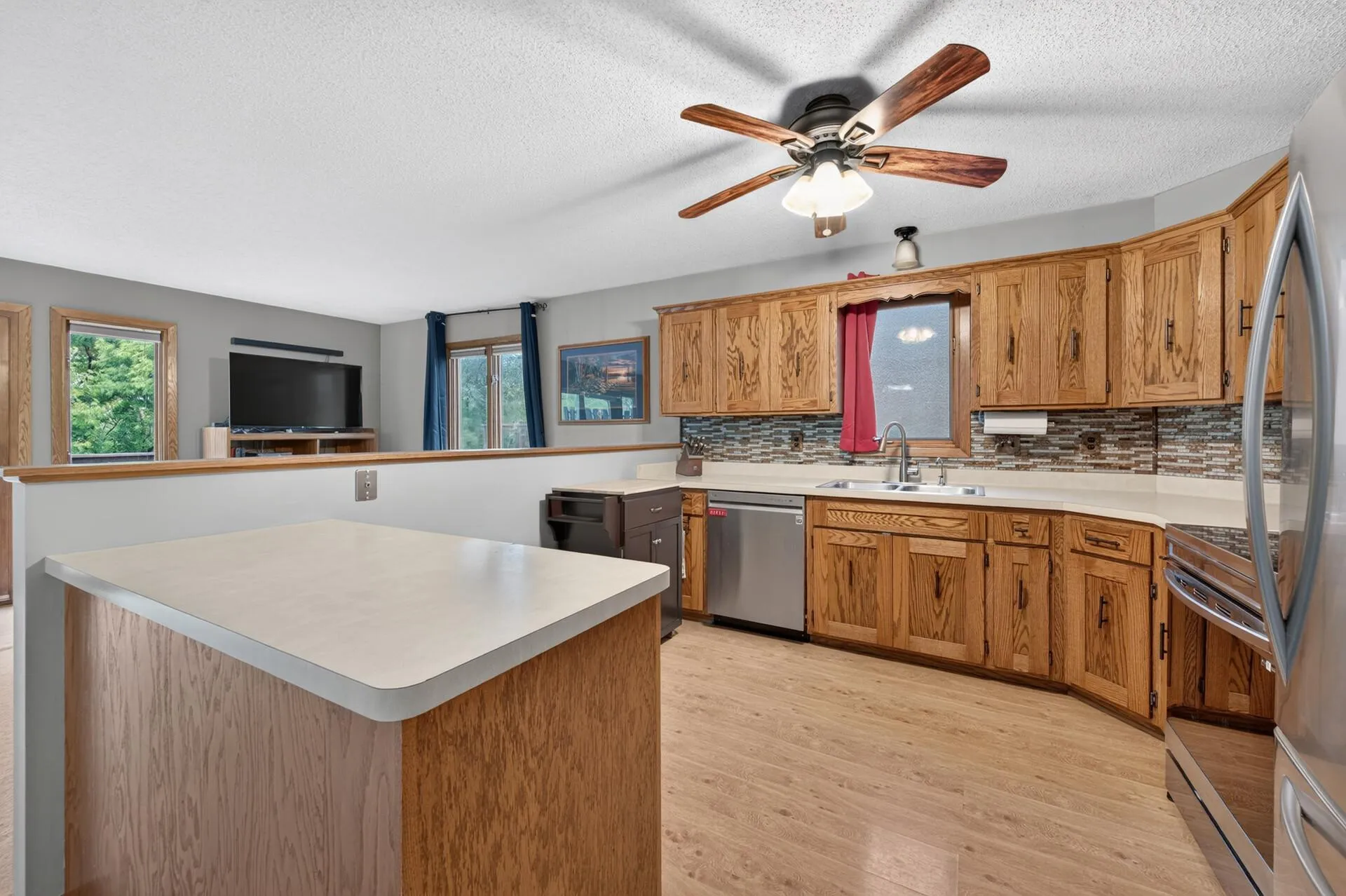 Photo 11 of 149 Riverview Drive Unit 6