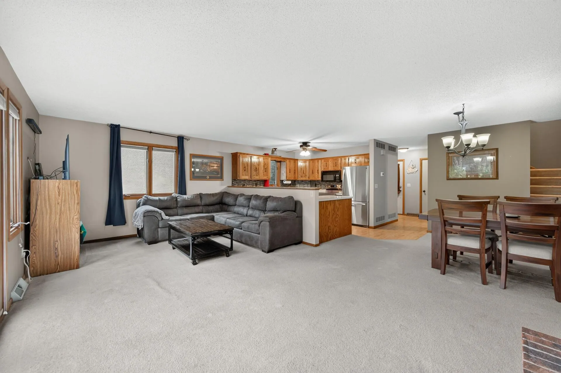 Photo 9 of 149 Riverview Drive Unit 6