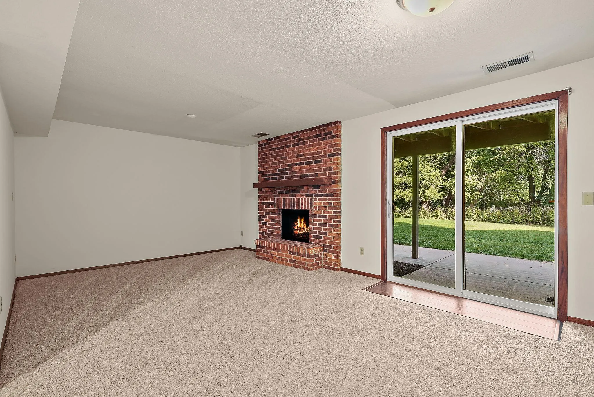 Photo 18 of 4731 Spring Circle
