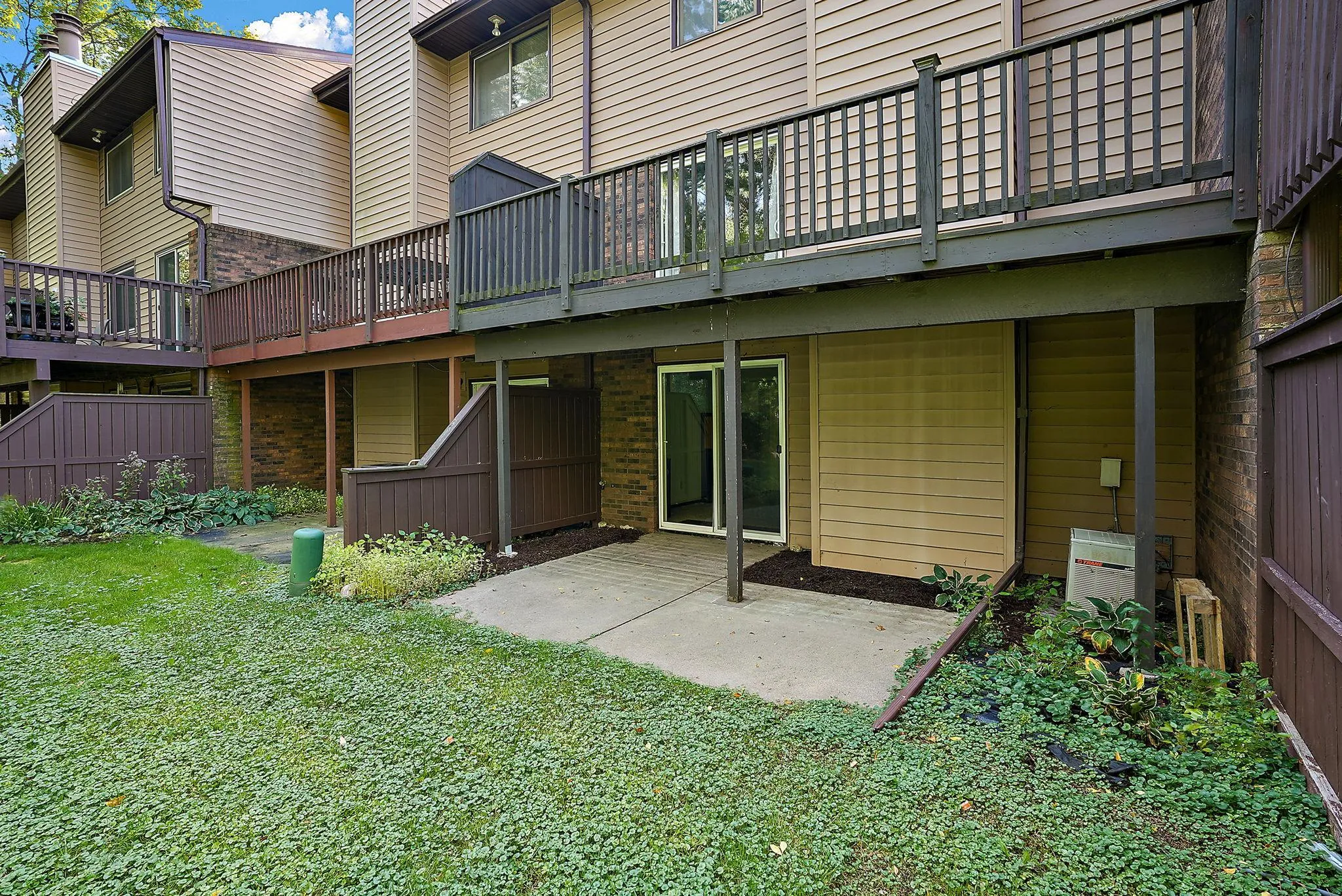 Photo 4 of 4731 Spring Circle