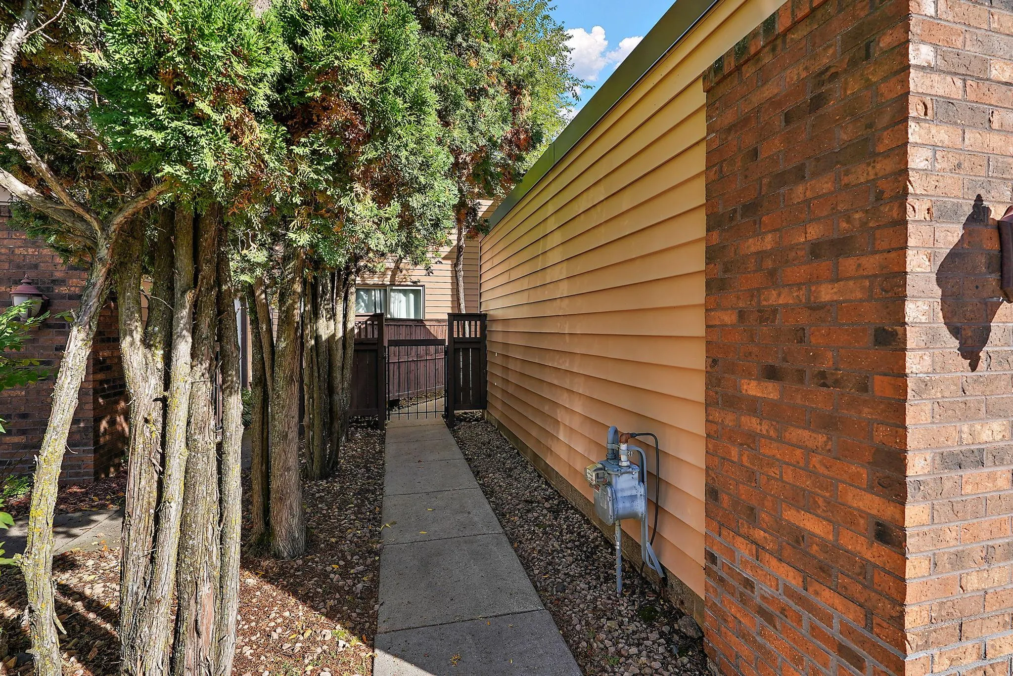 Photo 9 of 4731 Spring Circle