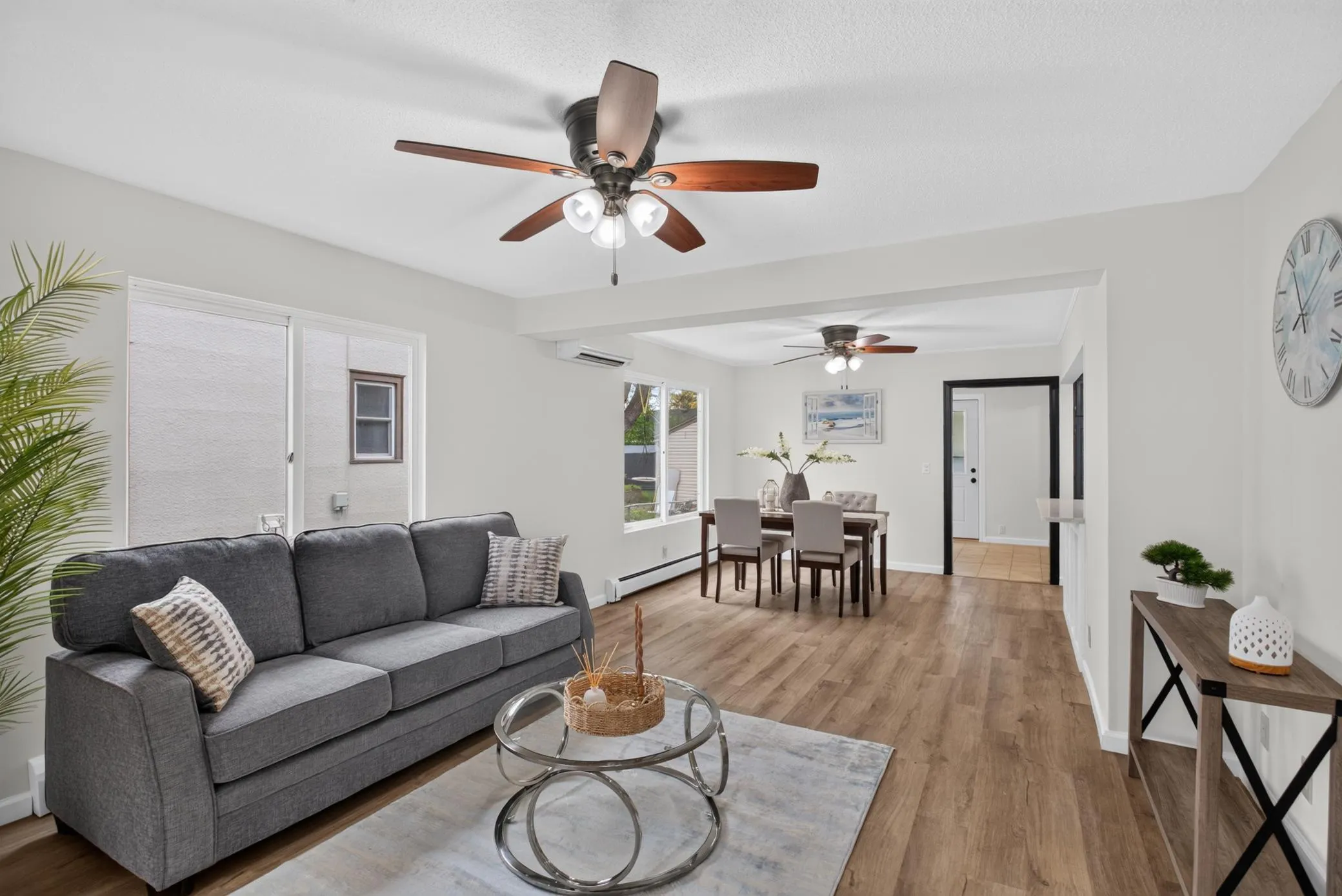 Photo 9 of 909 8th S Avenue