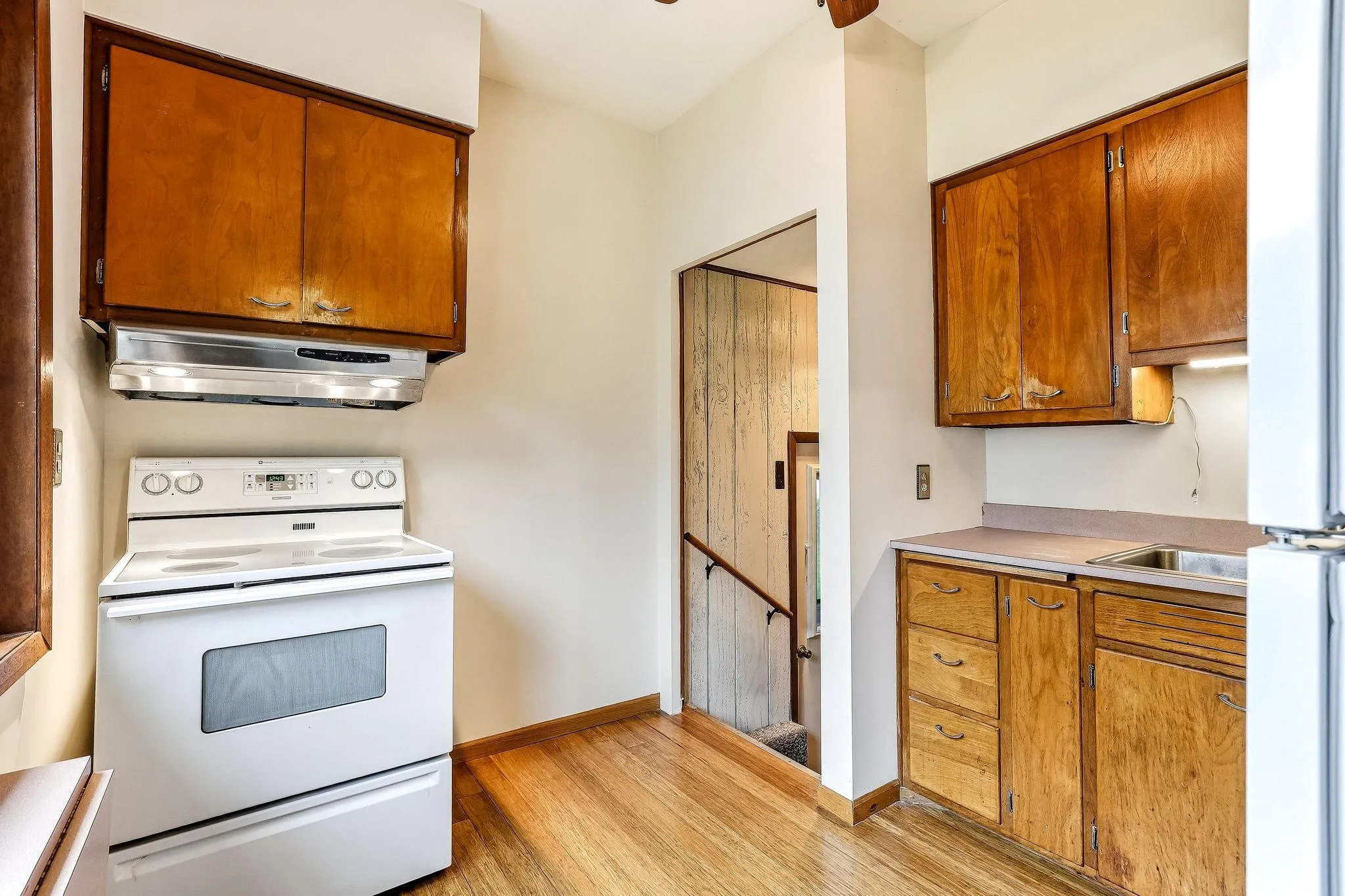 Photo 8 of 247 W 6th Street