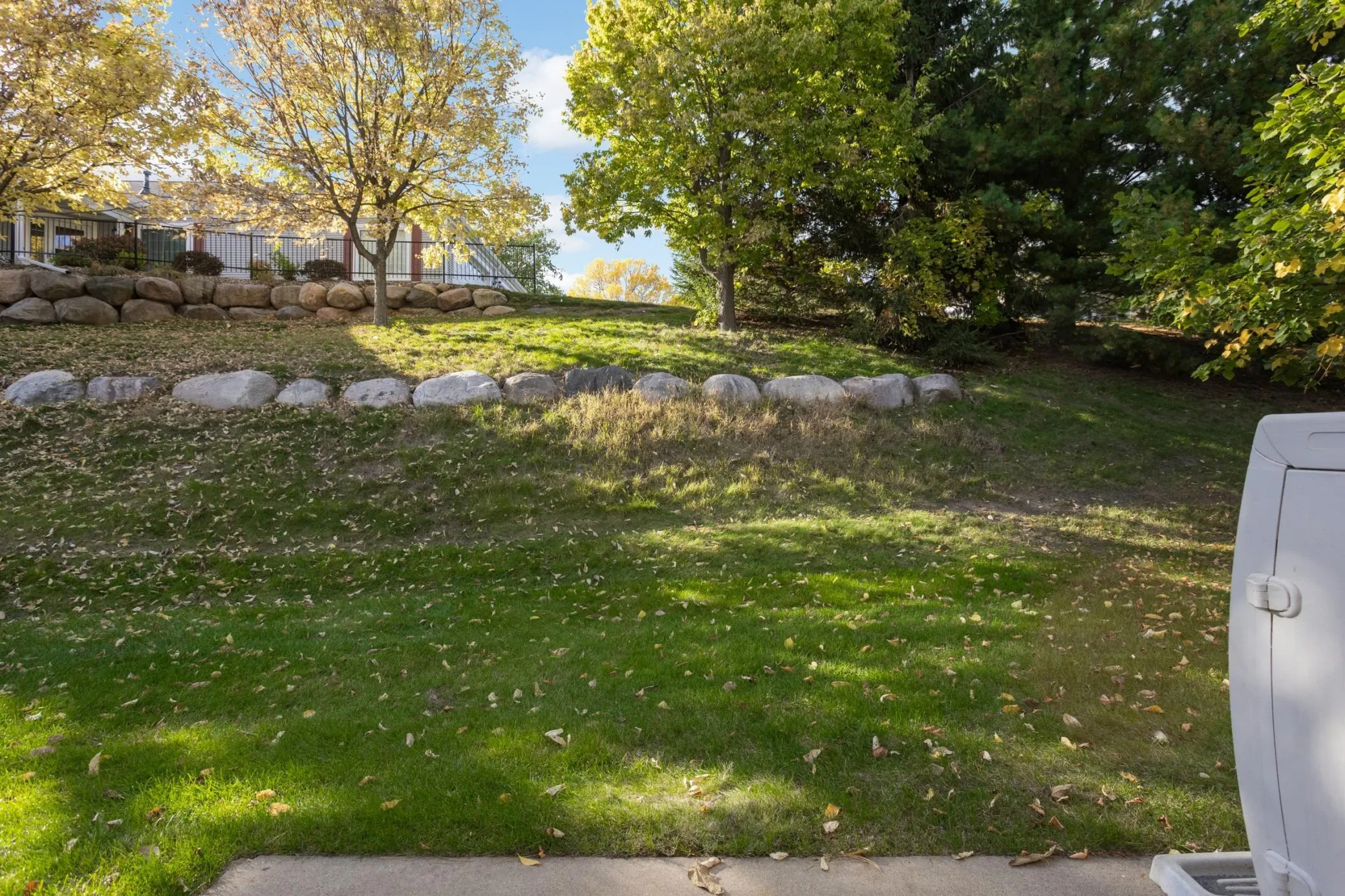 Photo 13 of 216 Emerson E Avenue