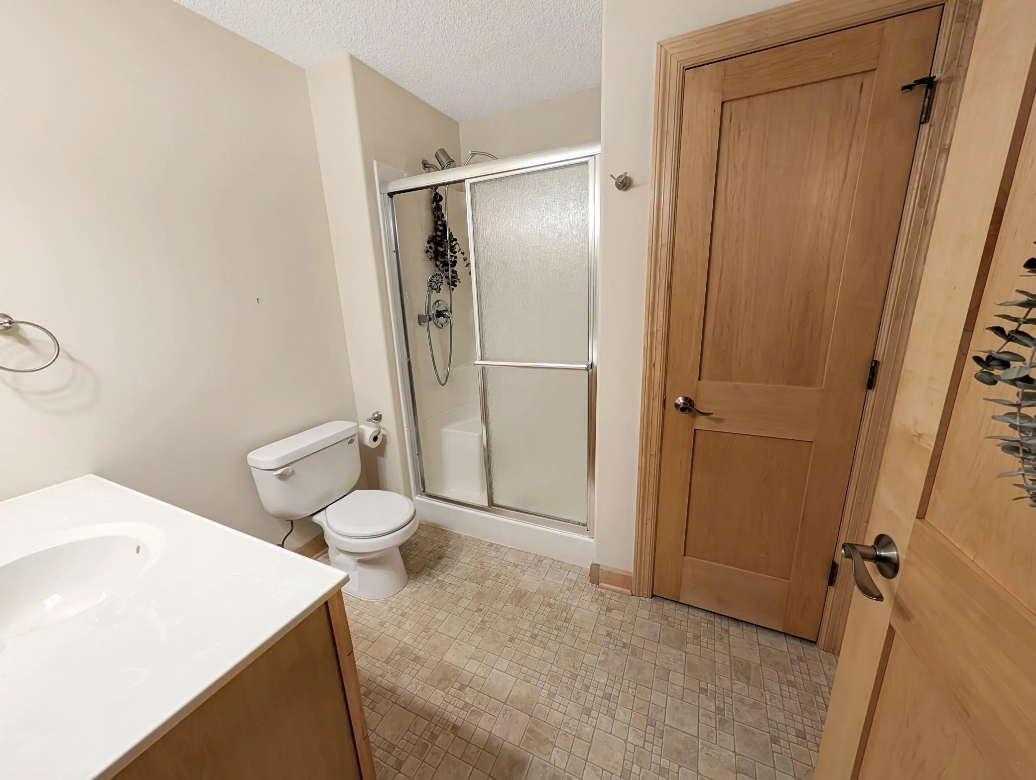 Photo 10 of 22516 Evergreen Circle