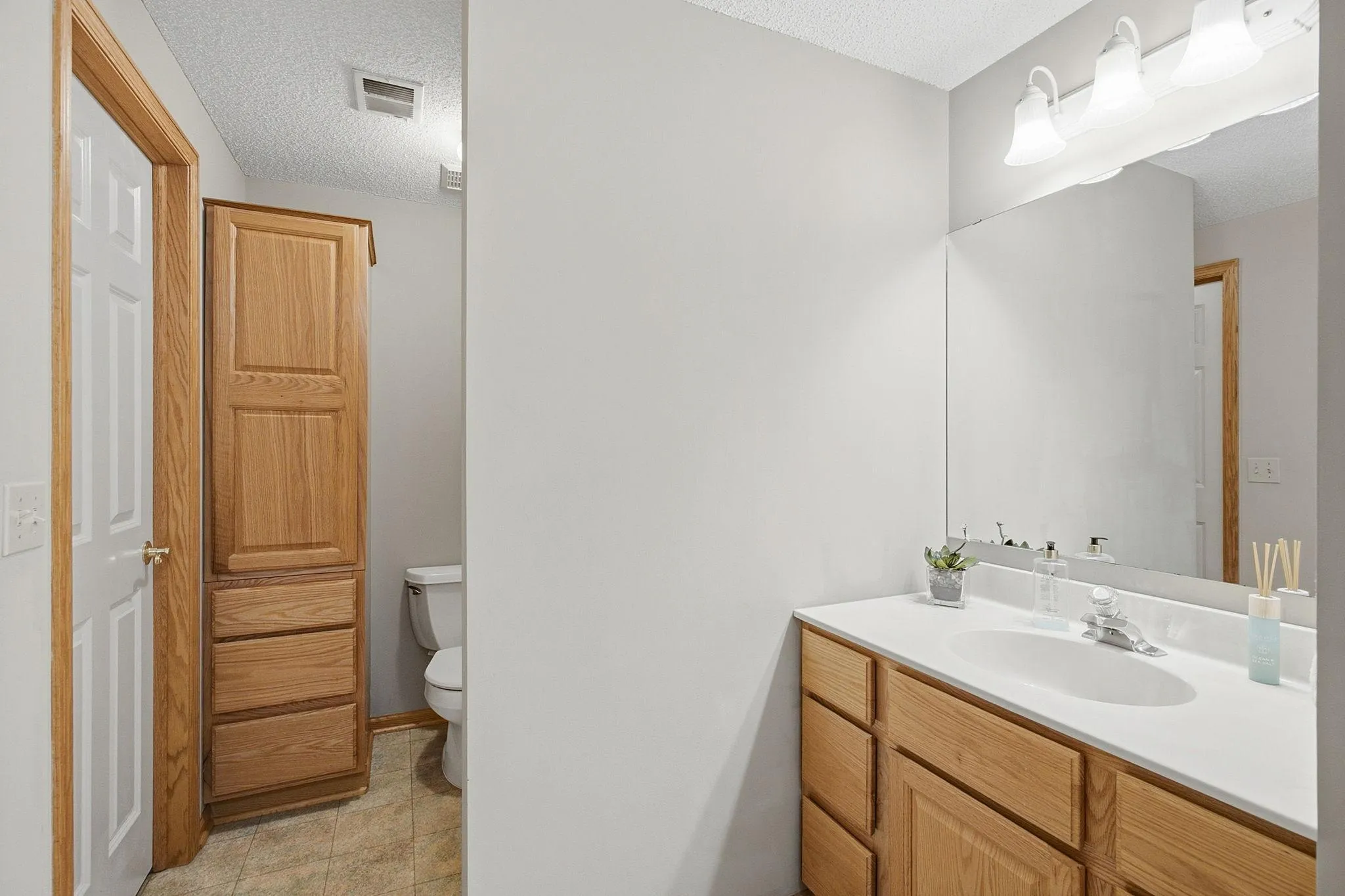 Photo 35 of 1533 Wexford Court