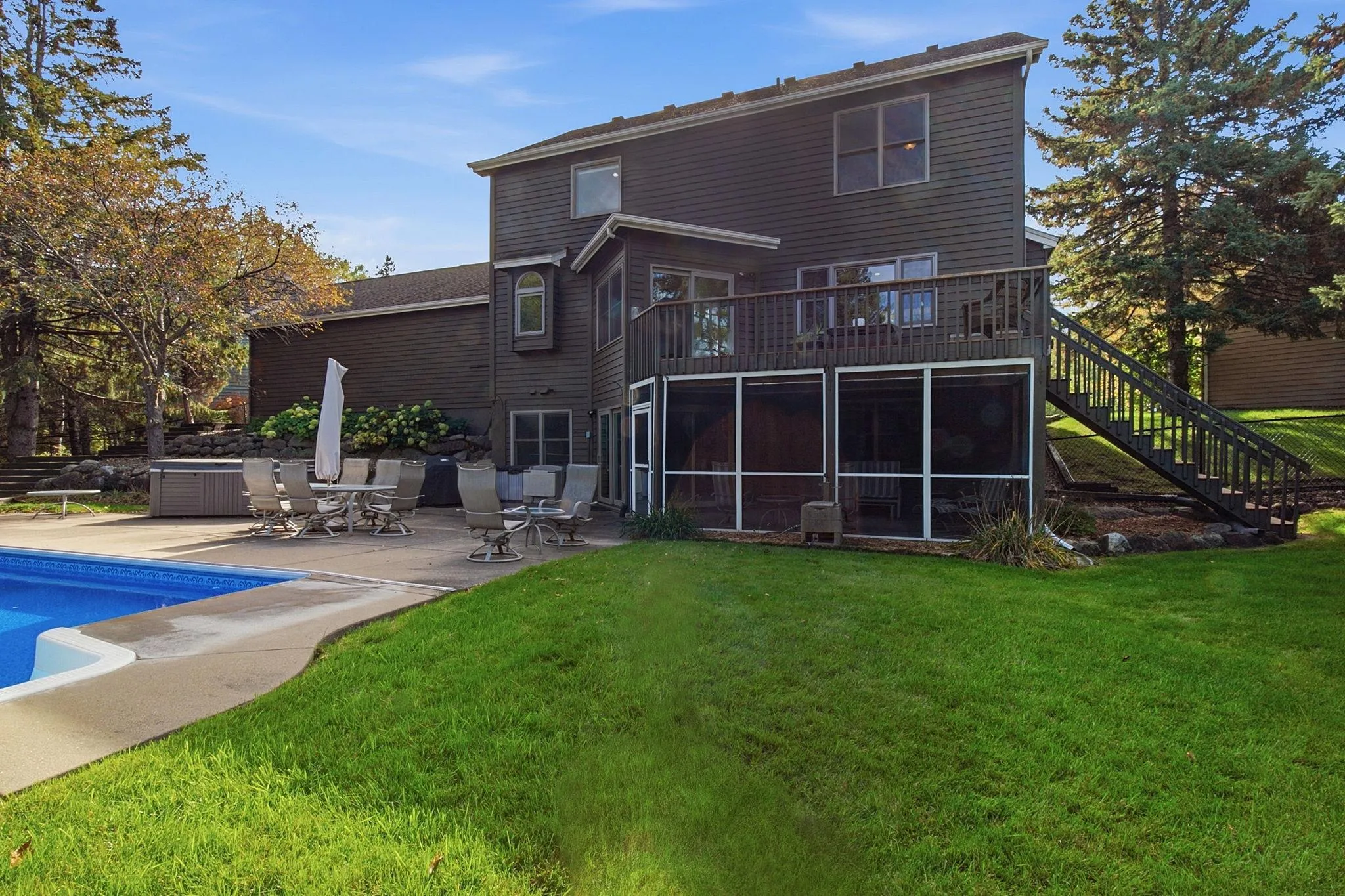 Photo 42 of 1533 Wexford Court