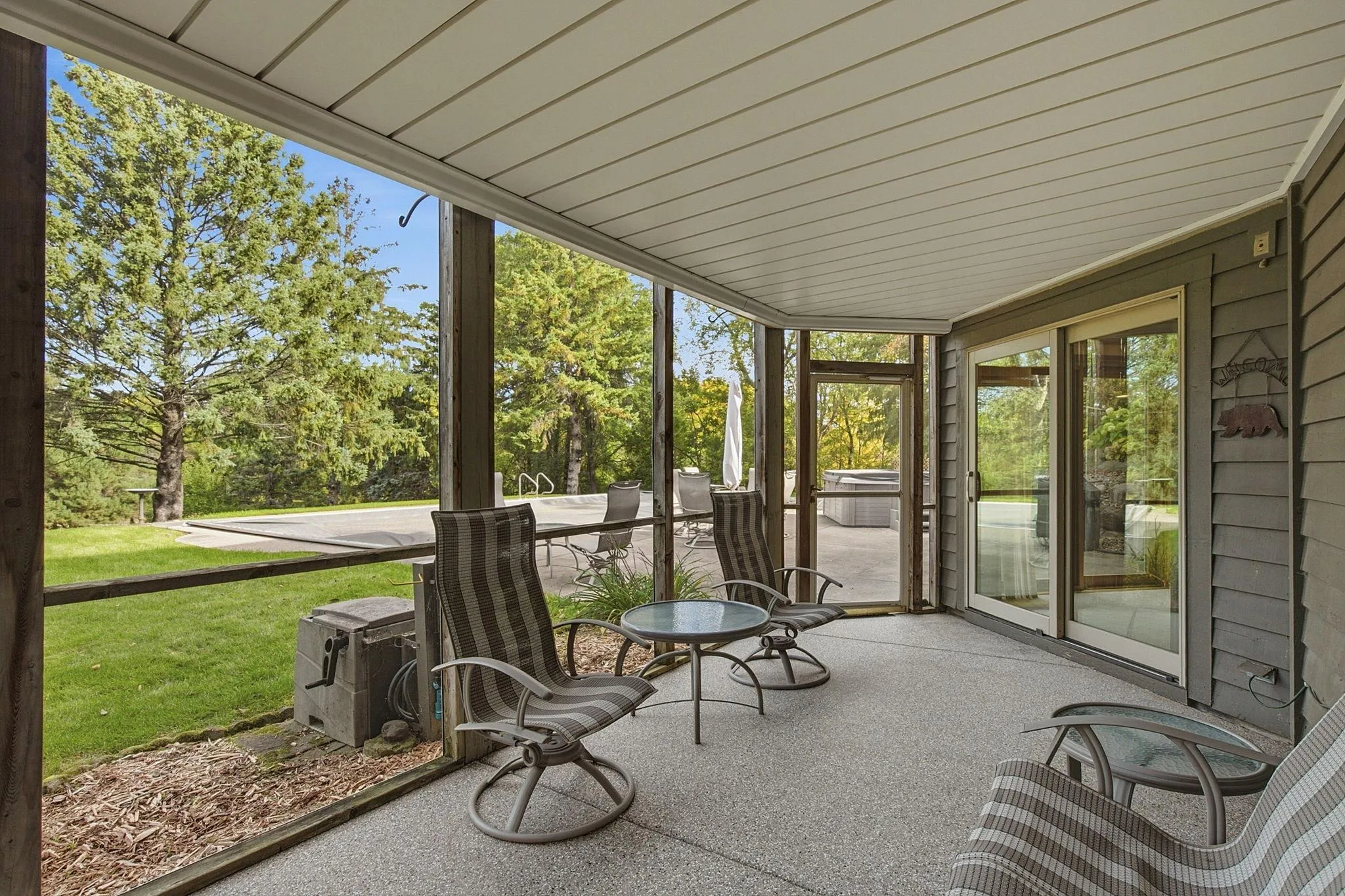 Photo 2 of 1533 Wexford Court