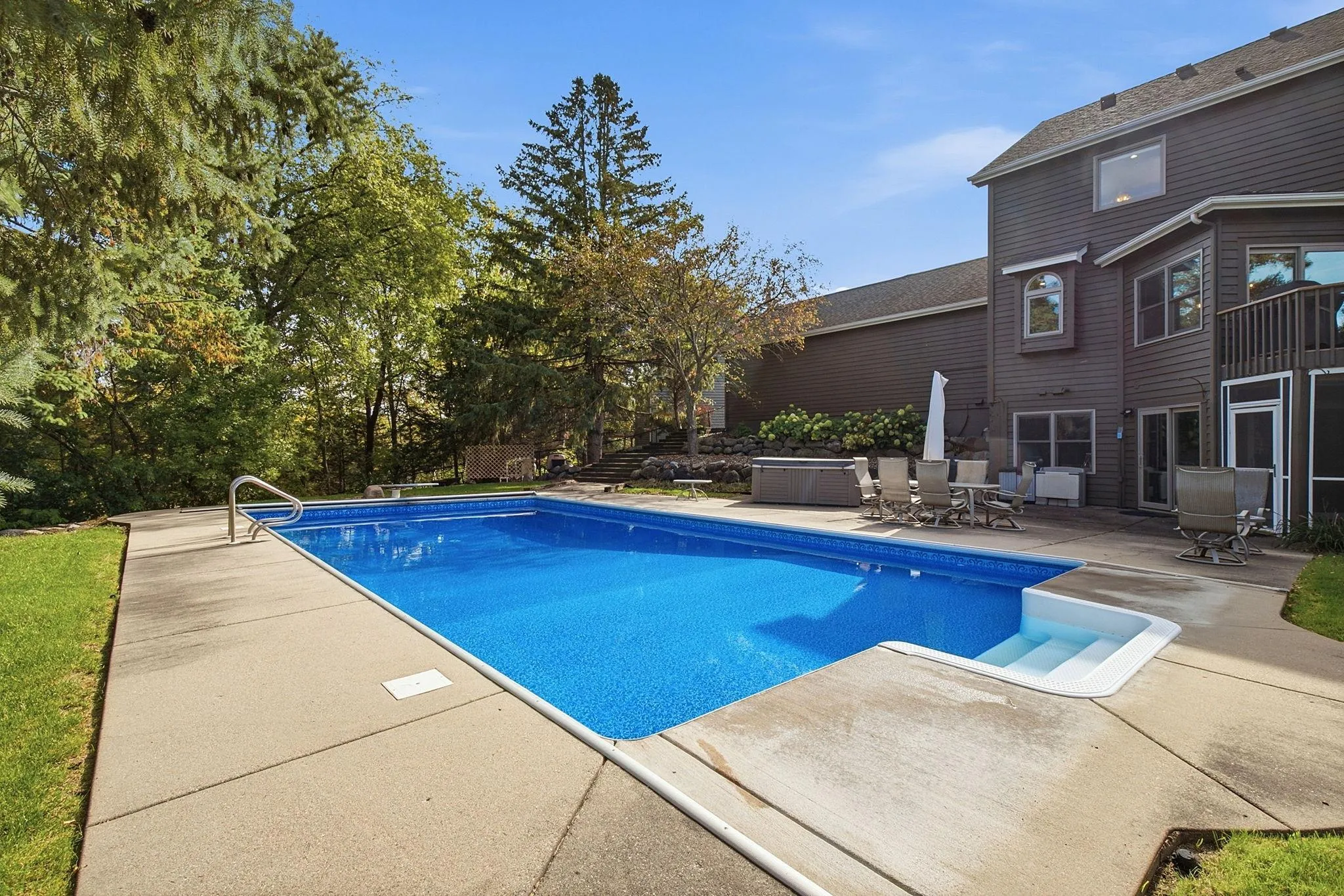 Photo 41 of 1533 Wexford Court