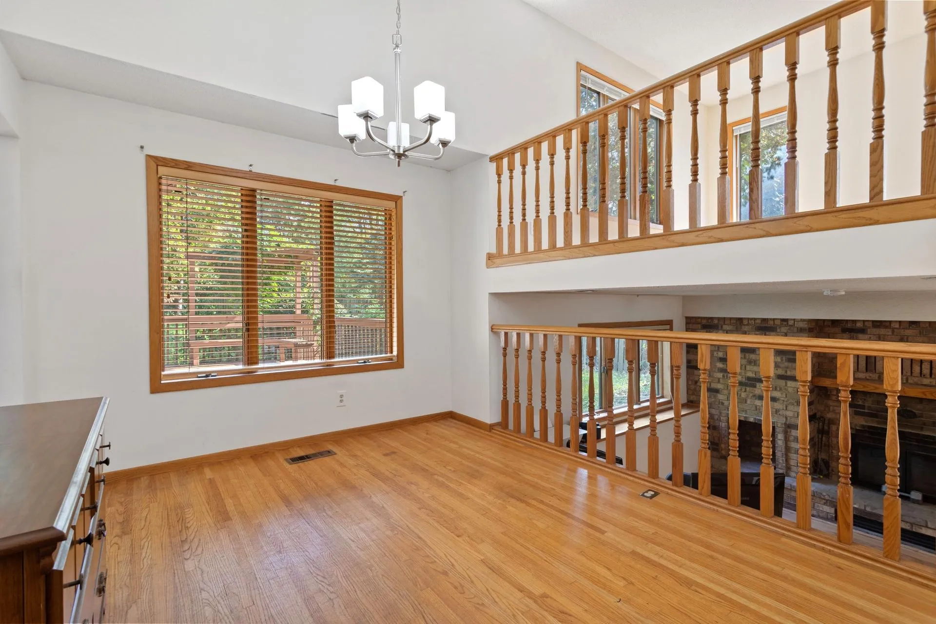 Photo 5 of 2764 Southlawn Drive