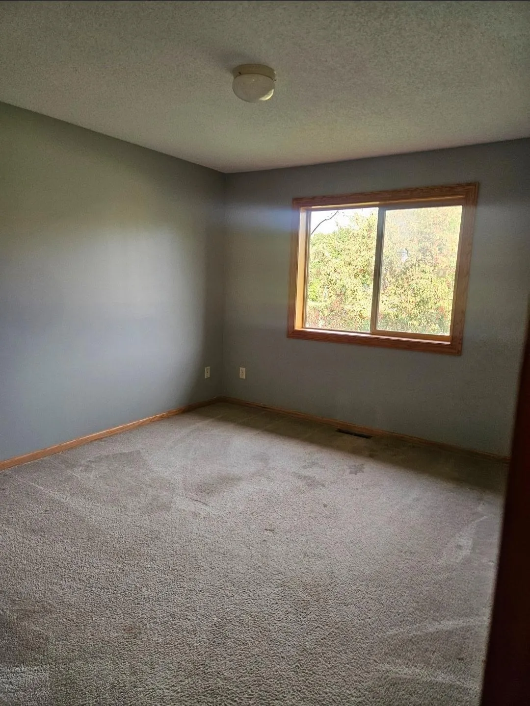Photo 8 of 8330 Parkview Ne Avenue