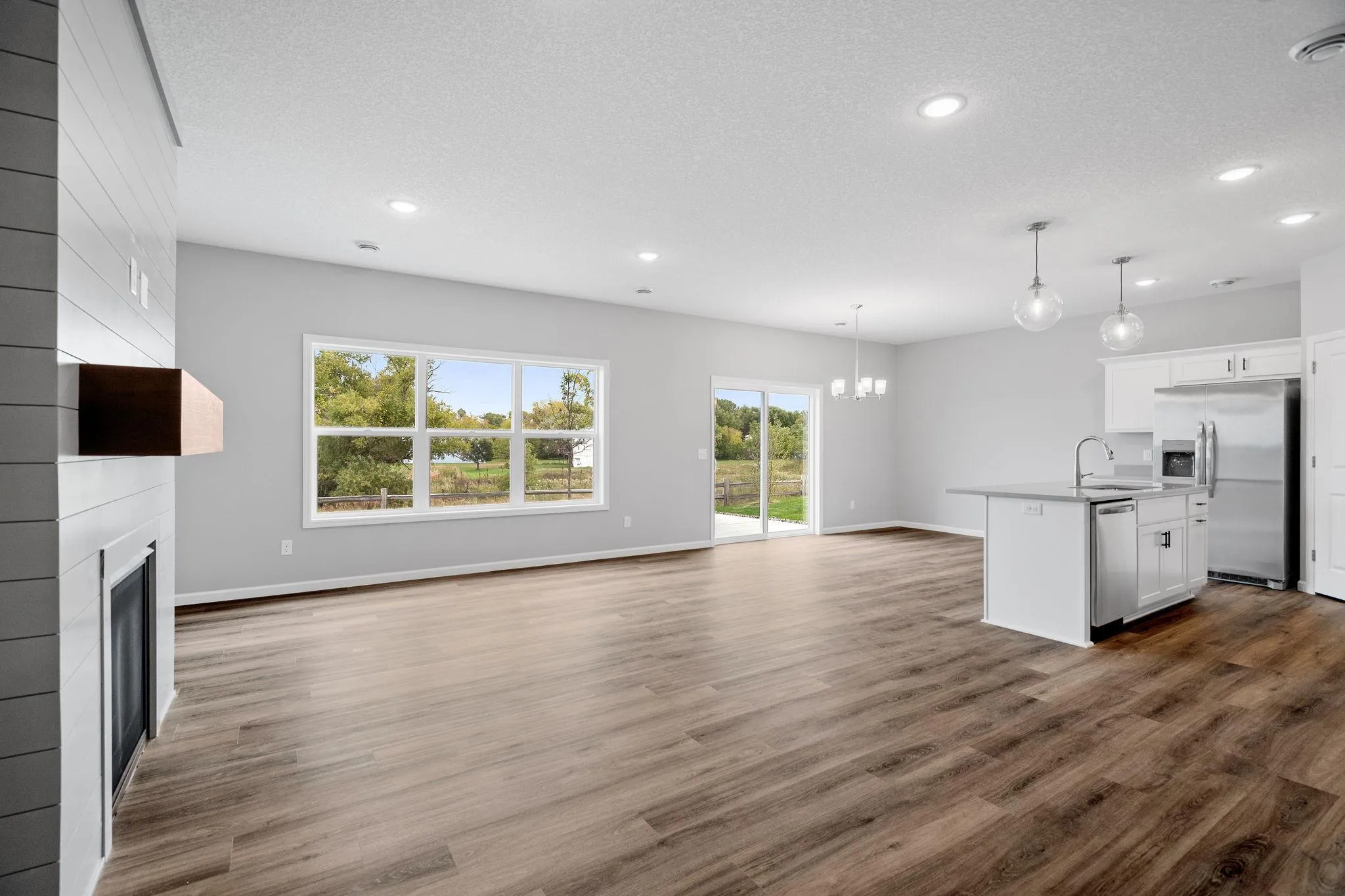 Photo 4 of 1679 191st Ne Lane