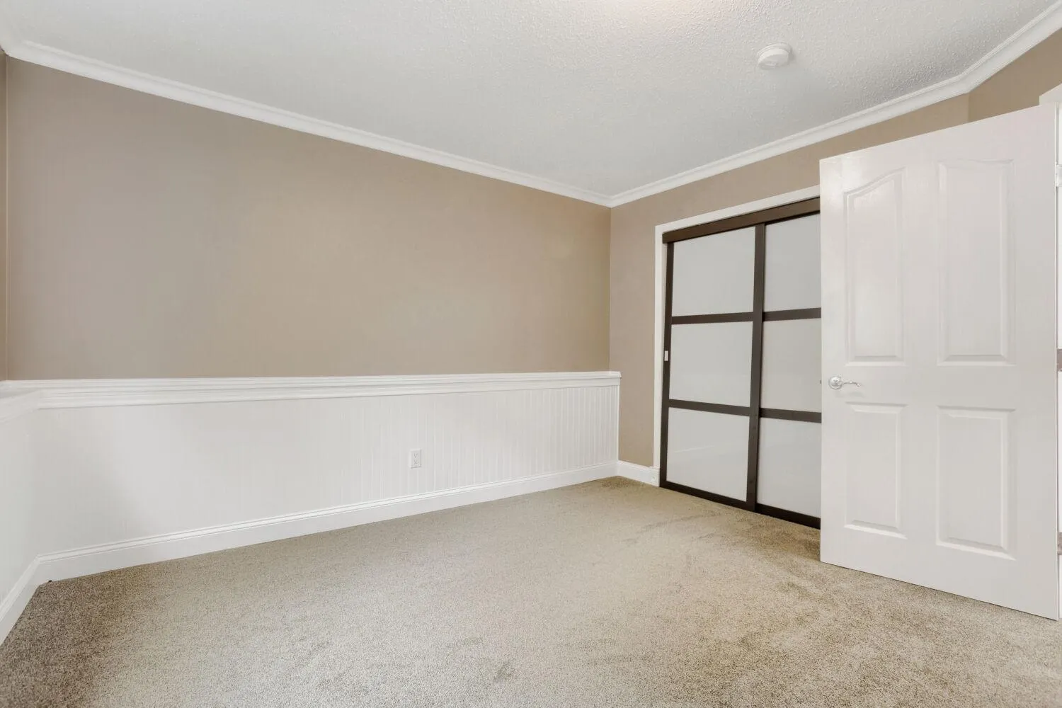 Photo 20 of 4148 Countryview Drive