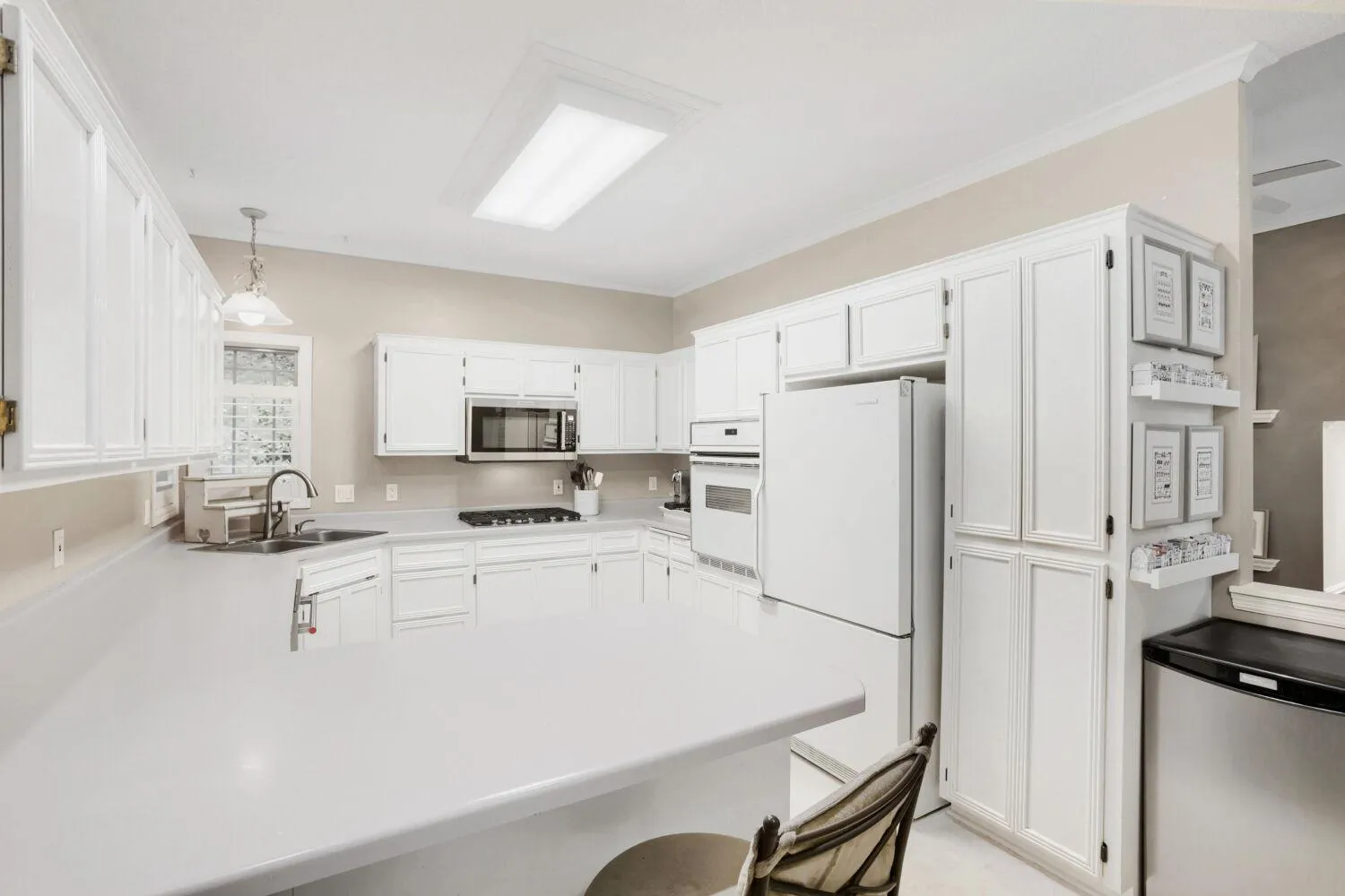 Photo 10 of 4148 Countryview Drive