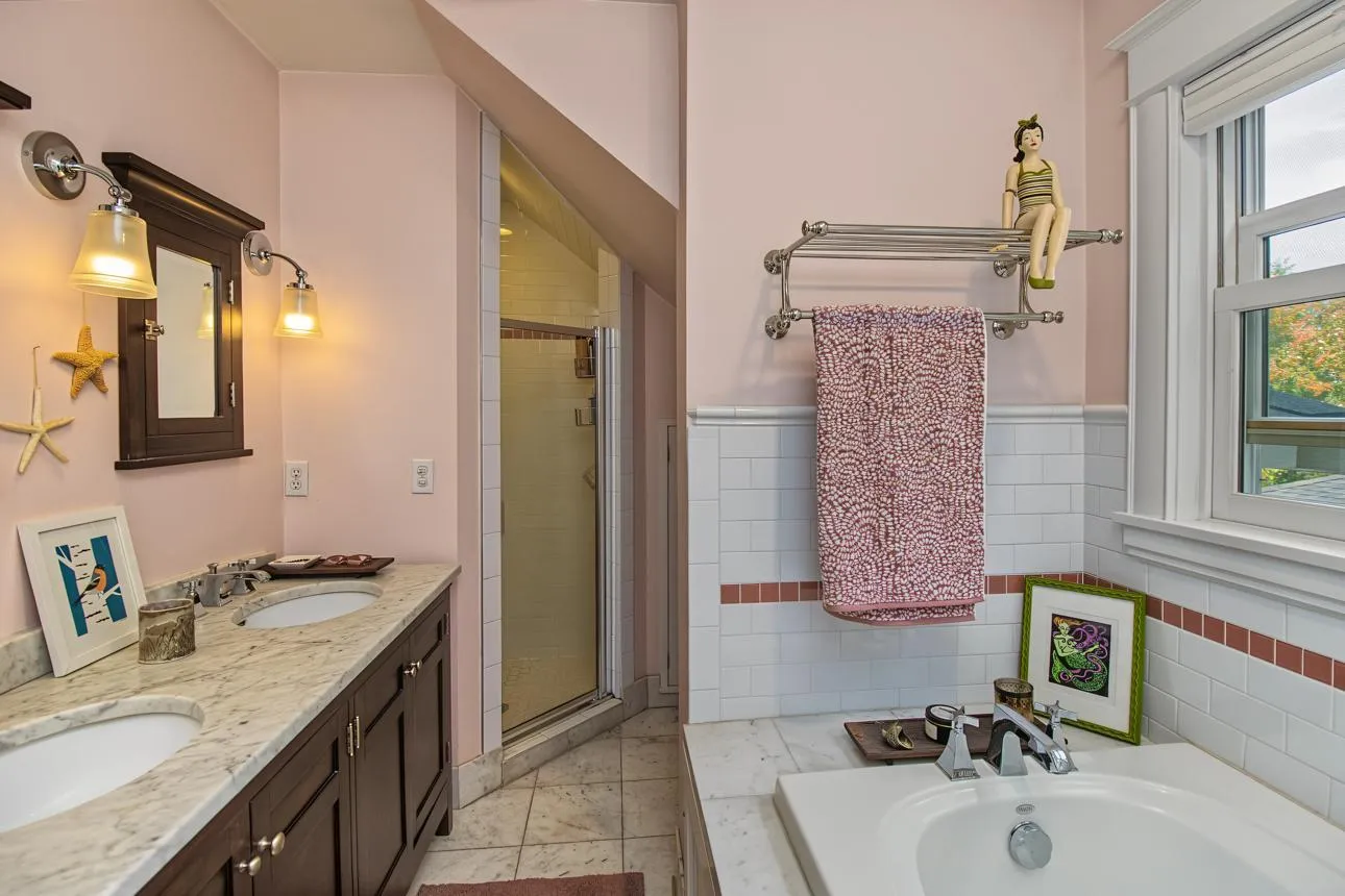 Photo 38 of 4509 Zenith S Avenue