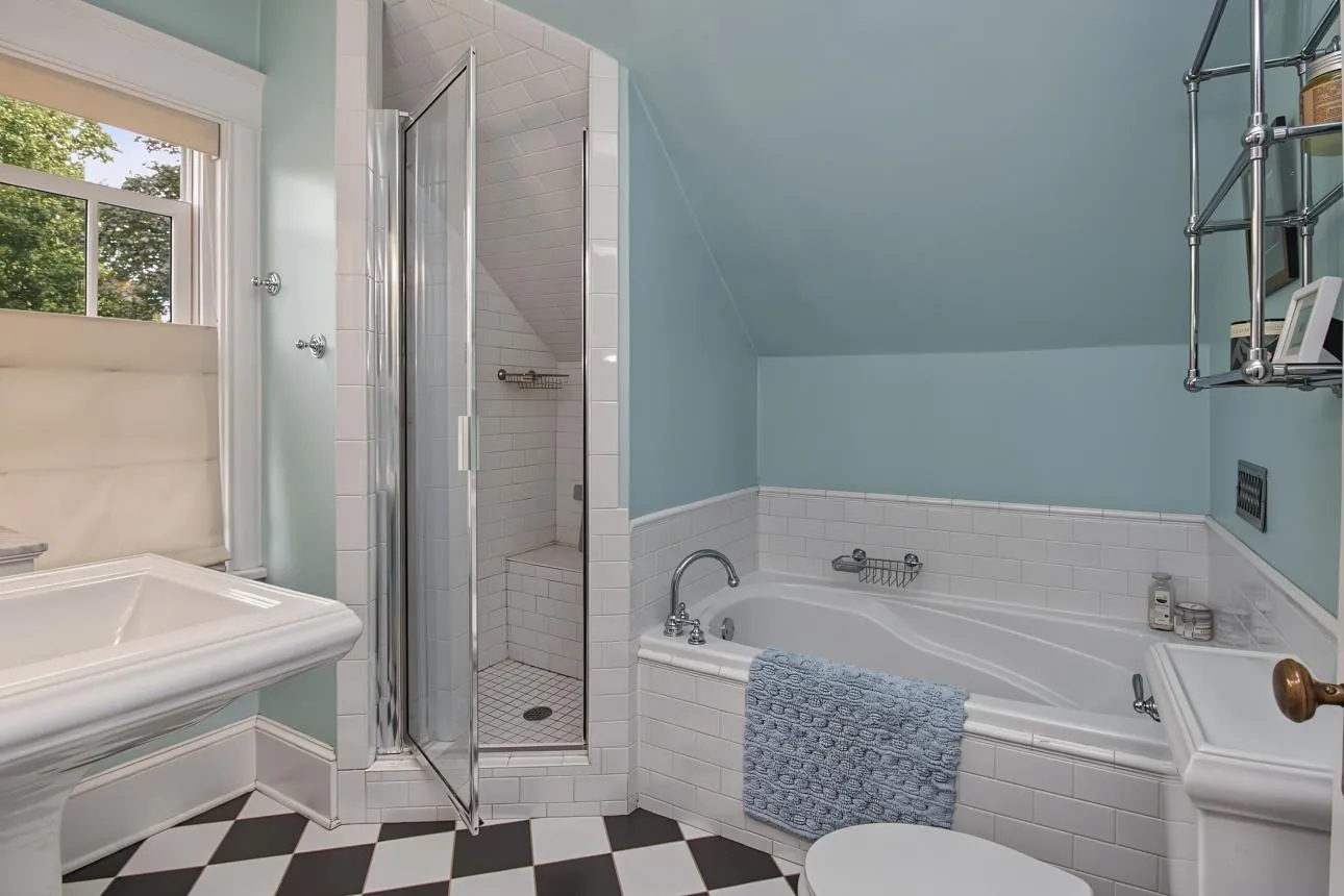 Photo 43 of 4509 Zenith S Avenue