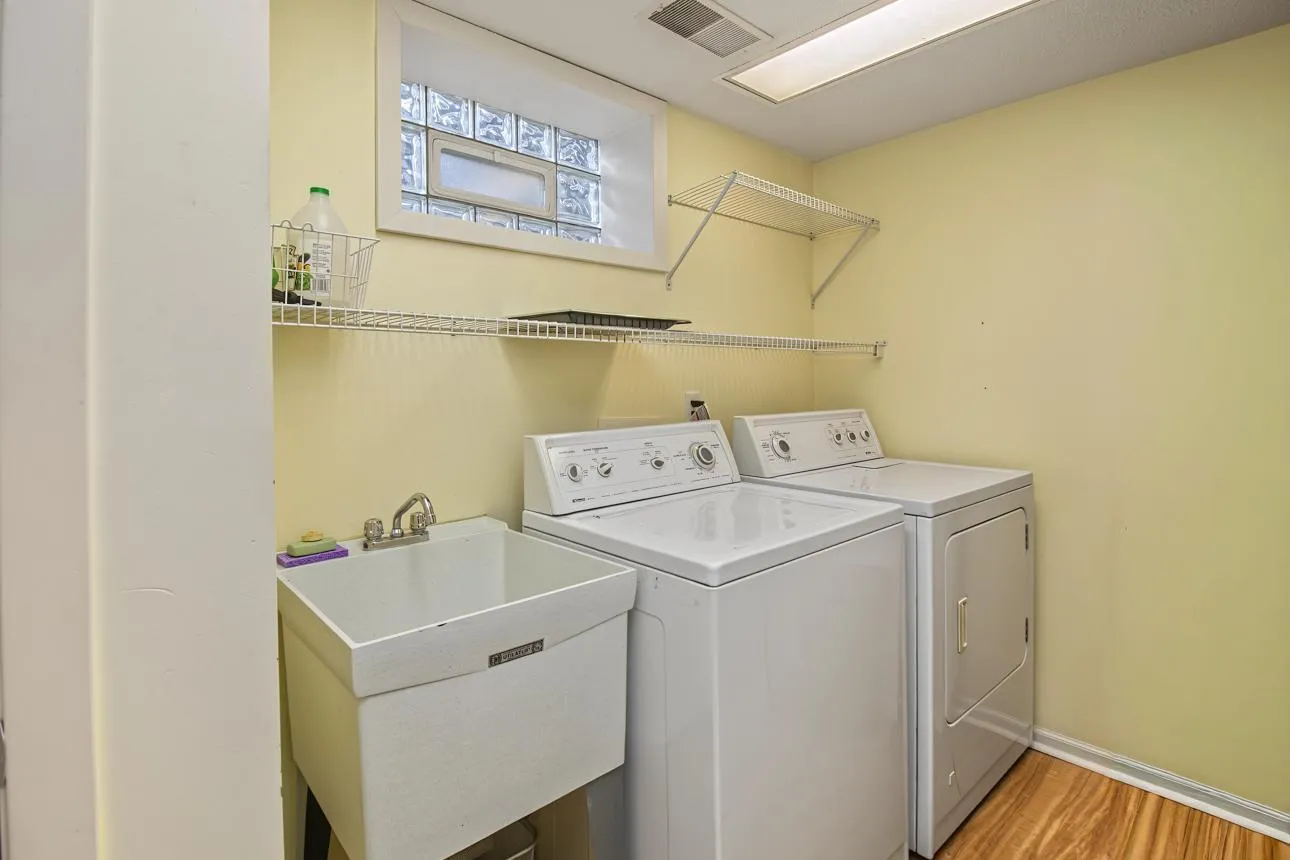 Photo 48 of 4509 Zenith S Avenue