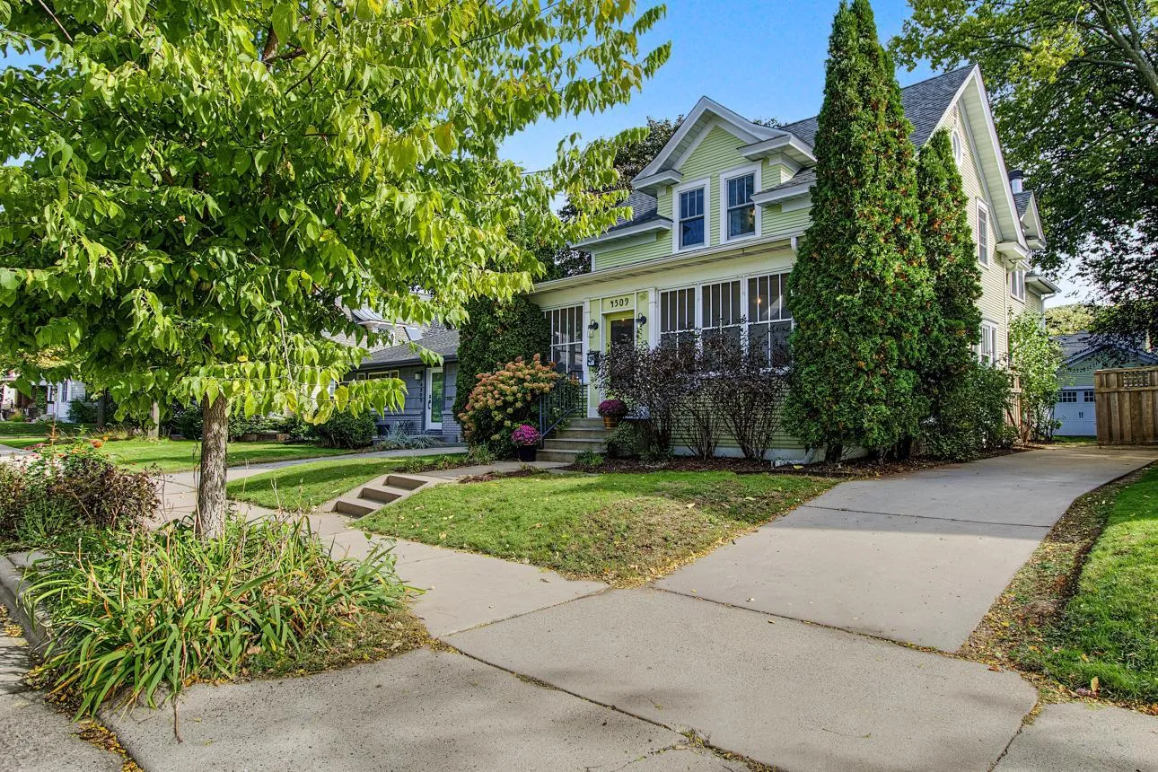 Photo 54 of 4509 Zenith S Avenue