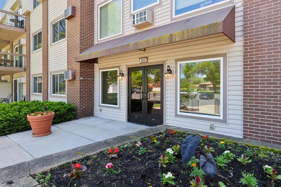 Photo 26 of 2800 Hillsboro N Avenue Unit 307