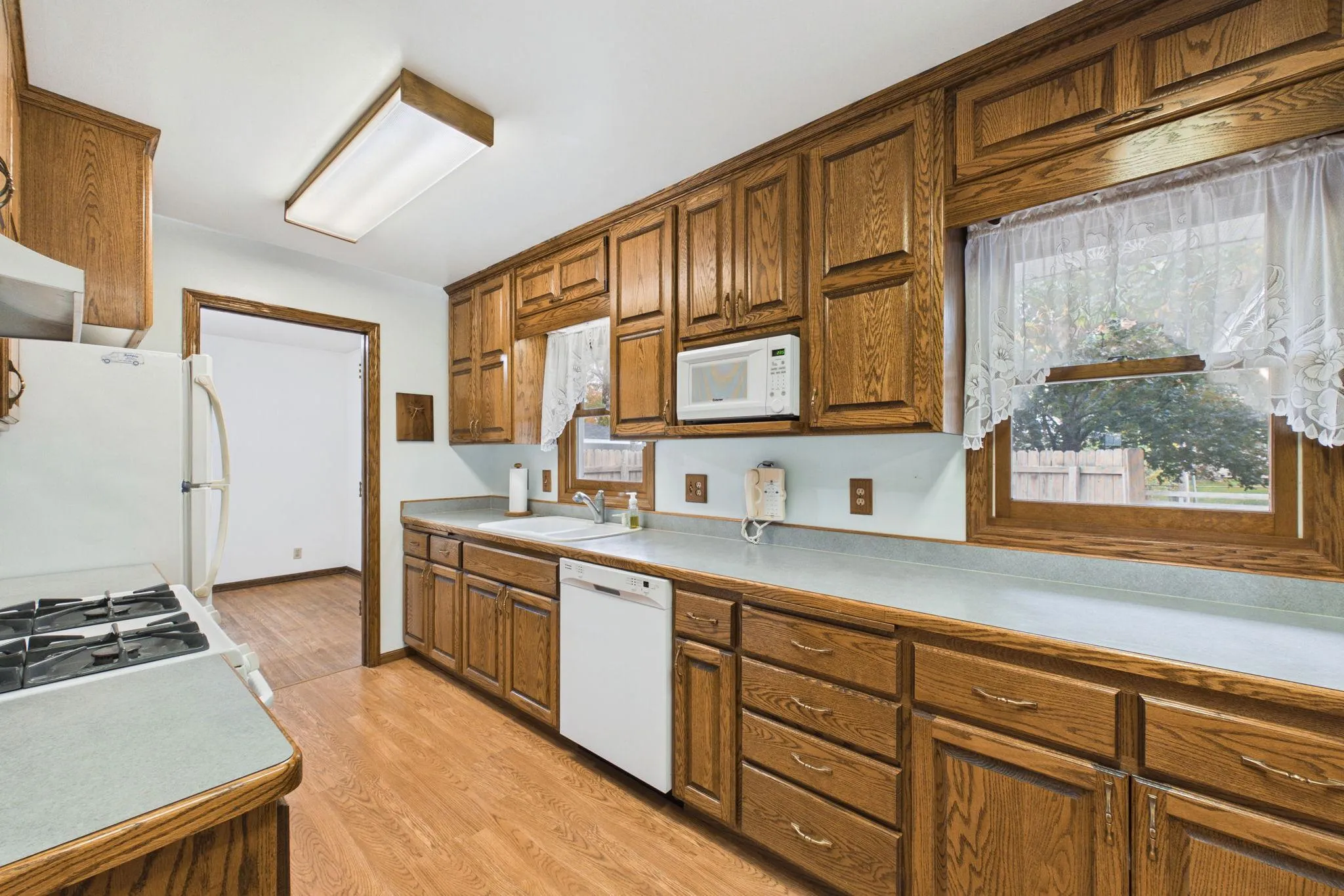 Photo 10 of 8831 Greenway S Avenue