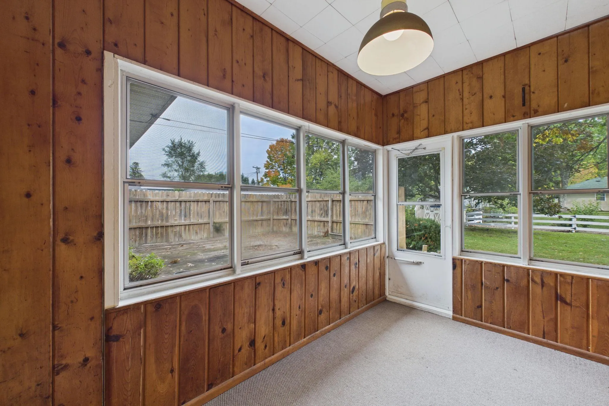 Photo 12 of 8831 Greenway S Avenue