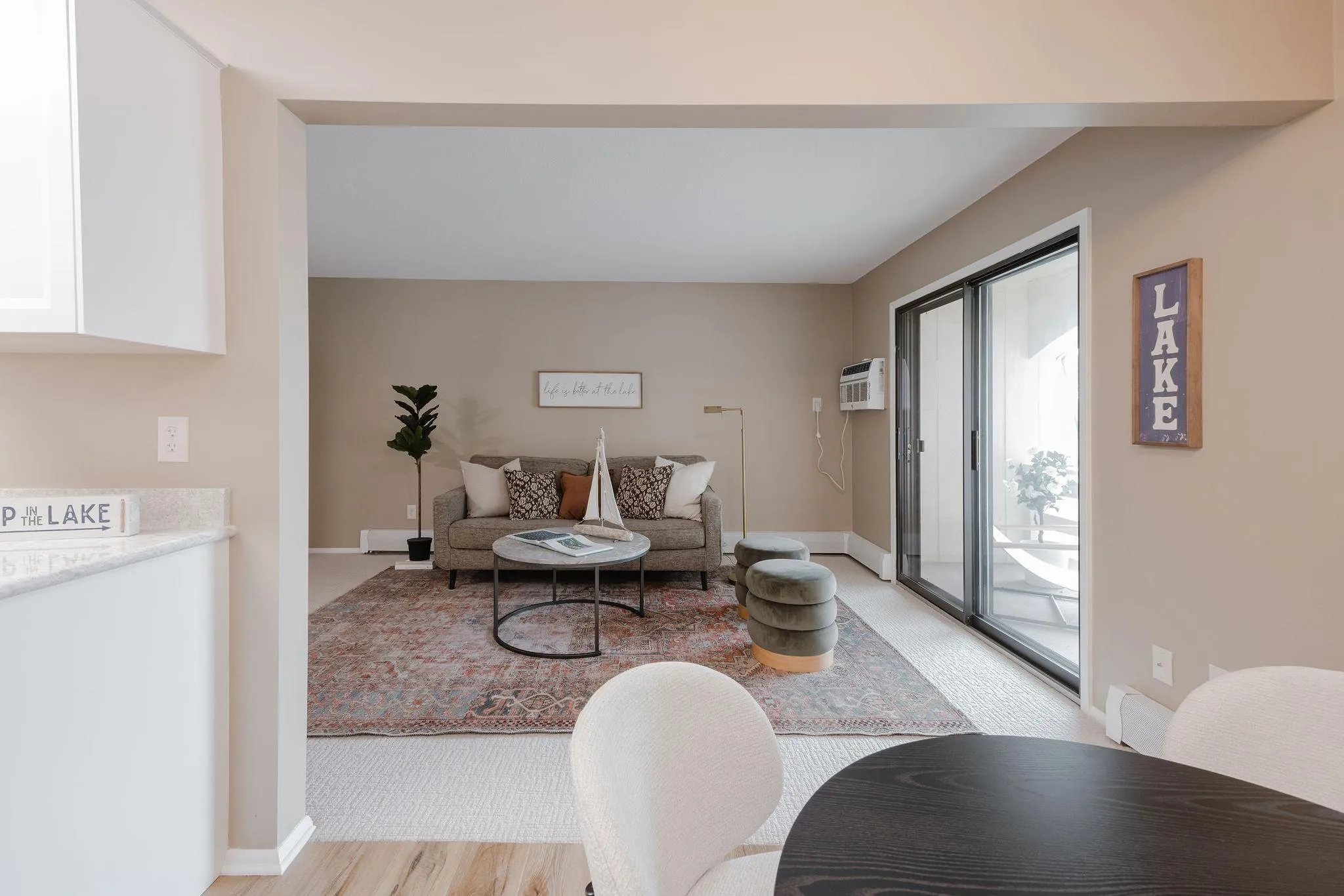 Photo 6 of 4407 Wilshire Boulevard Unit 310
