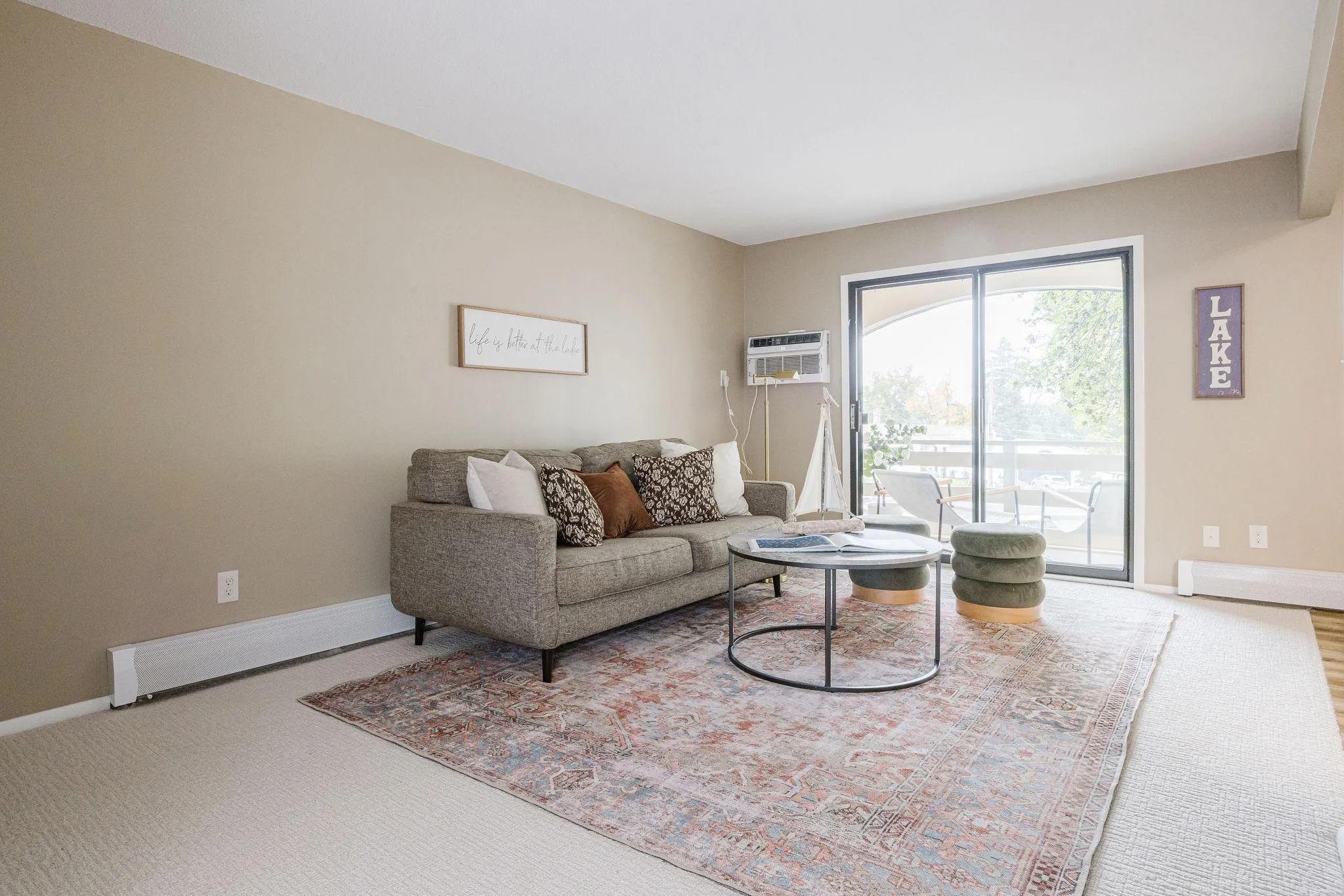 Photo 3 of 4407 Wilshire Boulevard Unit 310