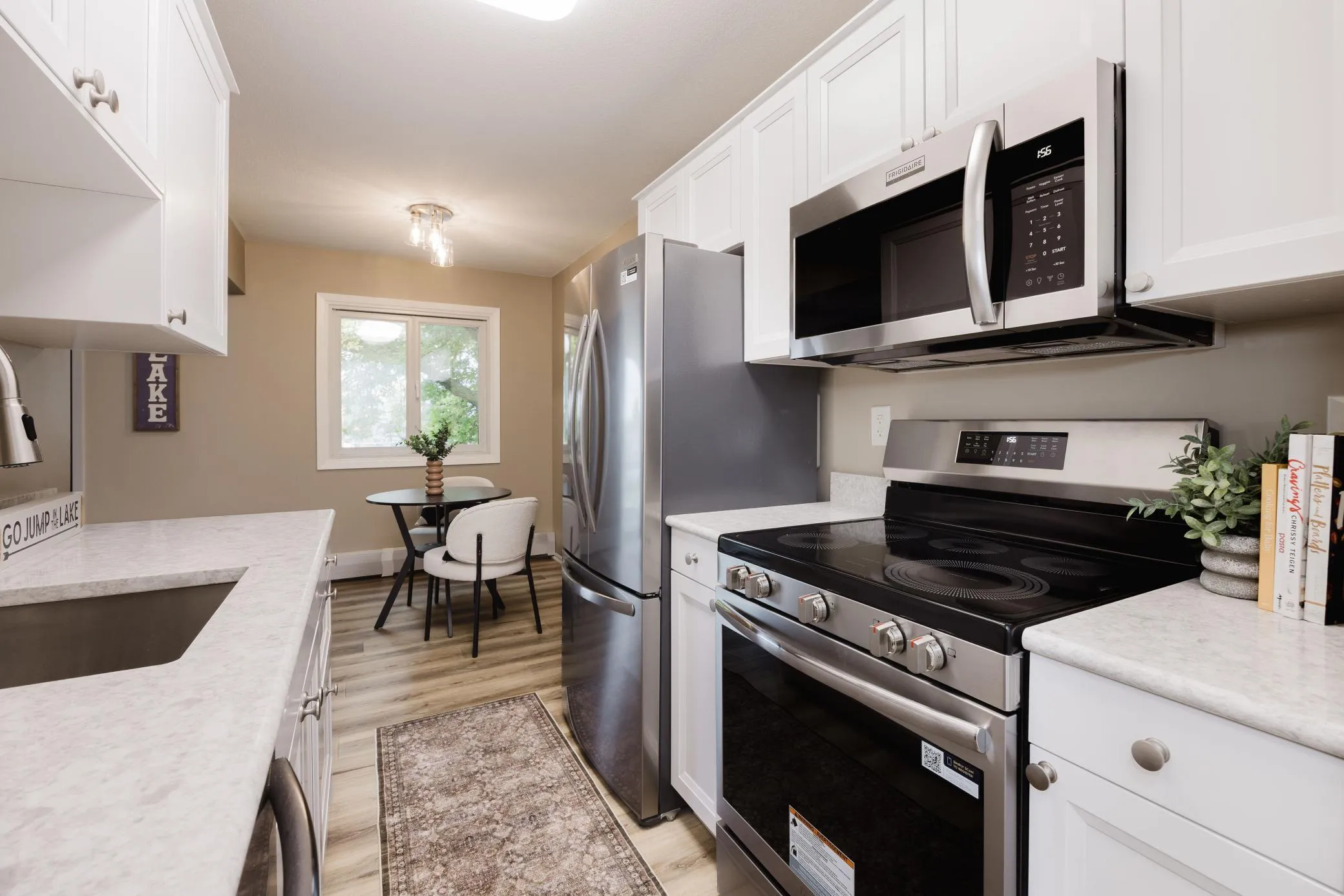 Photo 8 of 4407 Wilshire Boulevard Unit 310