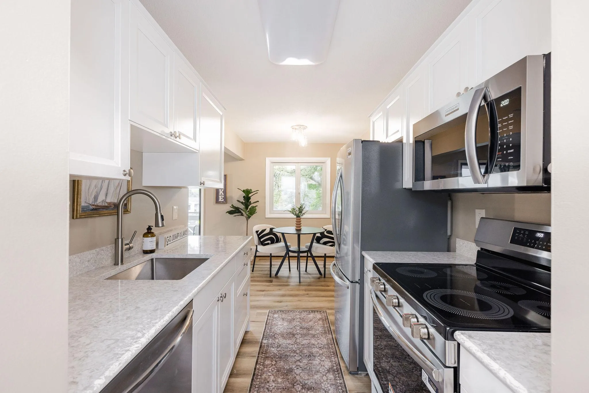 Photo 9 of 4407 Wilshire Boulevard Unit 310