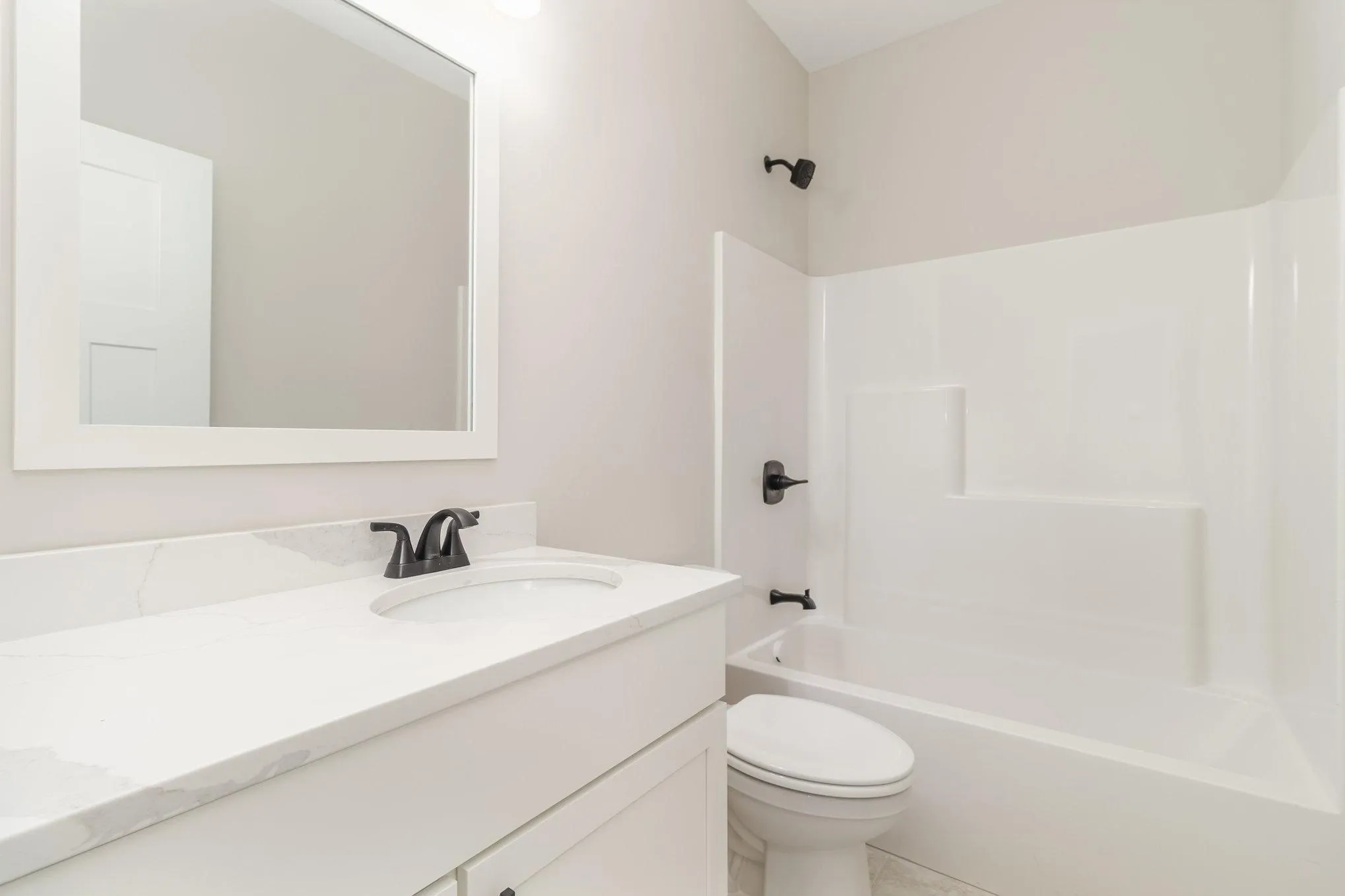 Photo 15 of 3880 Larabee Ne Avenue