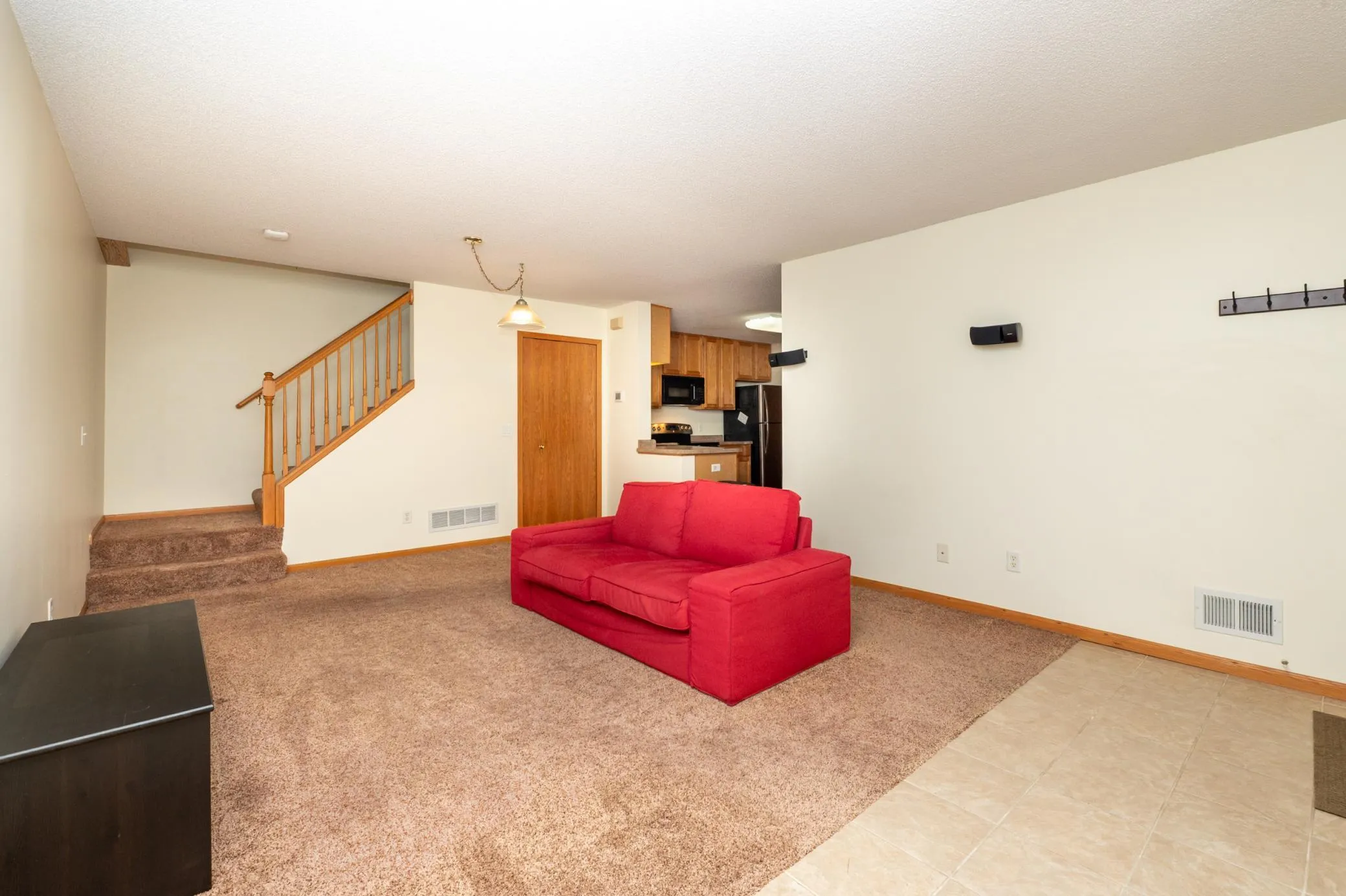 Photo 4 of 11508 Elmwood N Avenue