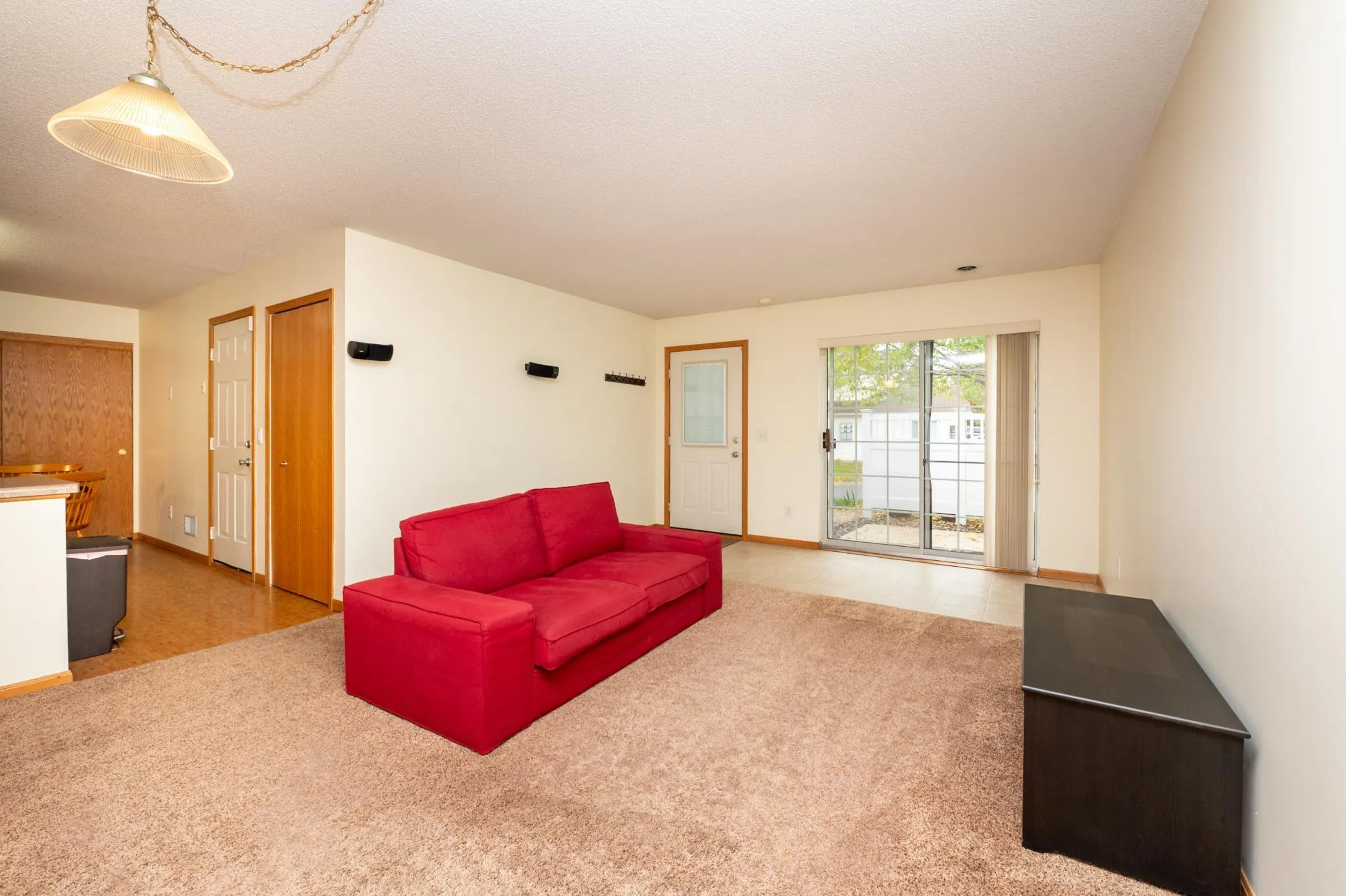 Photo 6 of 11508 Elmwood N Avenue