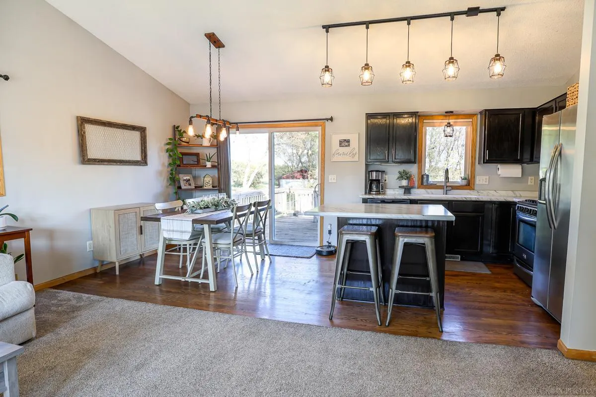 Photo 7 of 1370 Brookhaven Drive