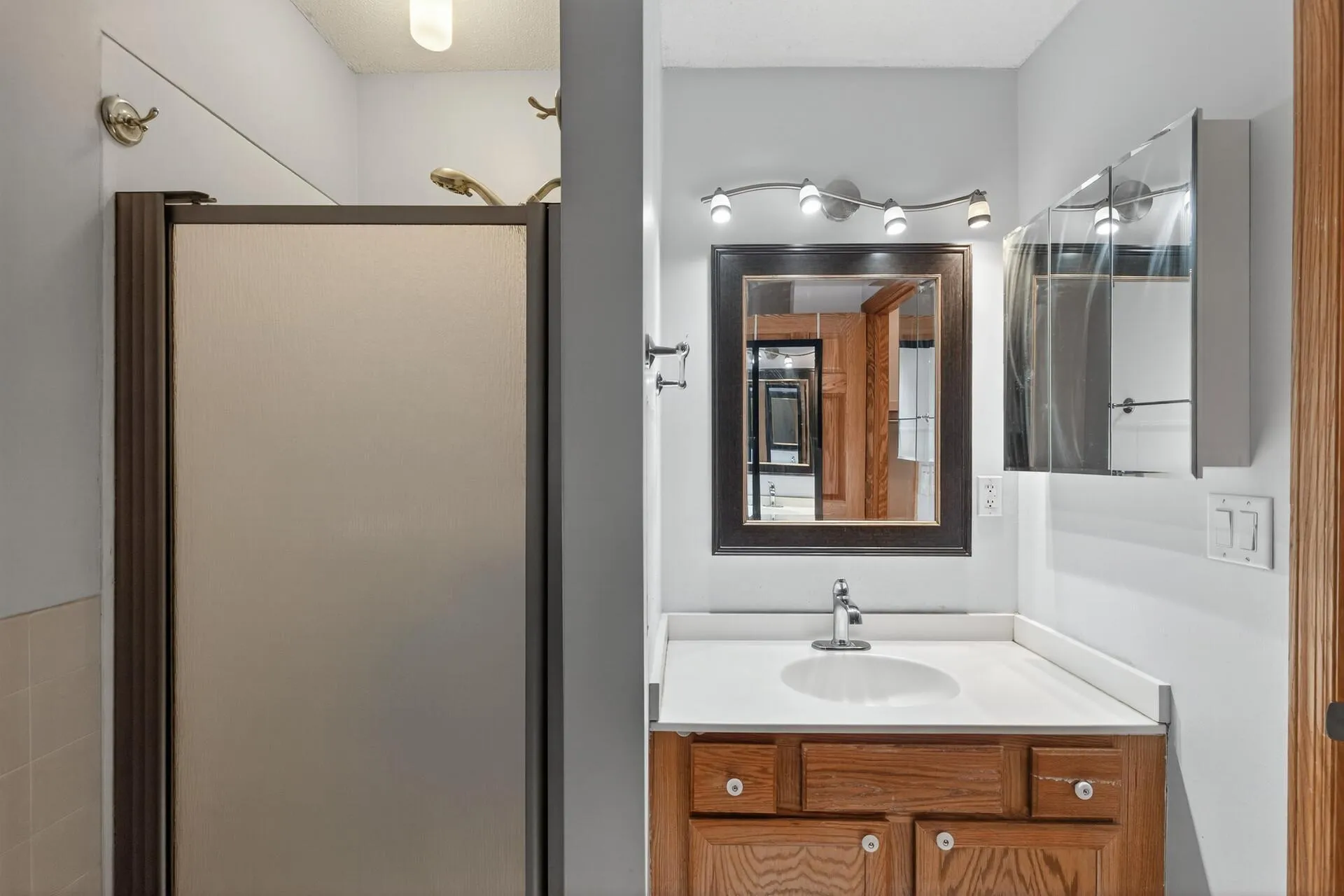 Photo 17 of 450 Ford Road Unit 313