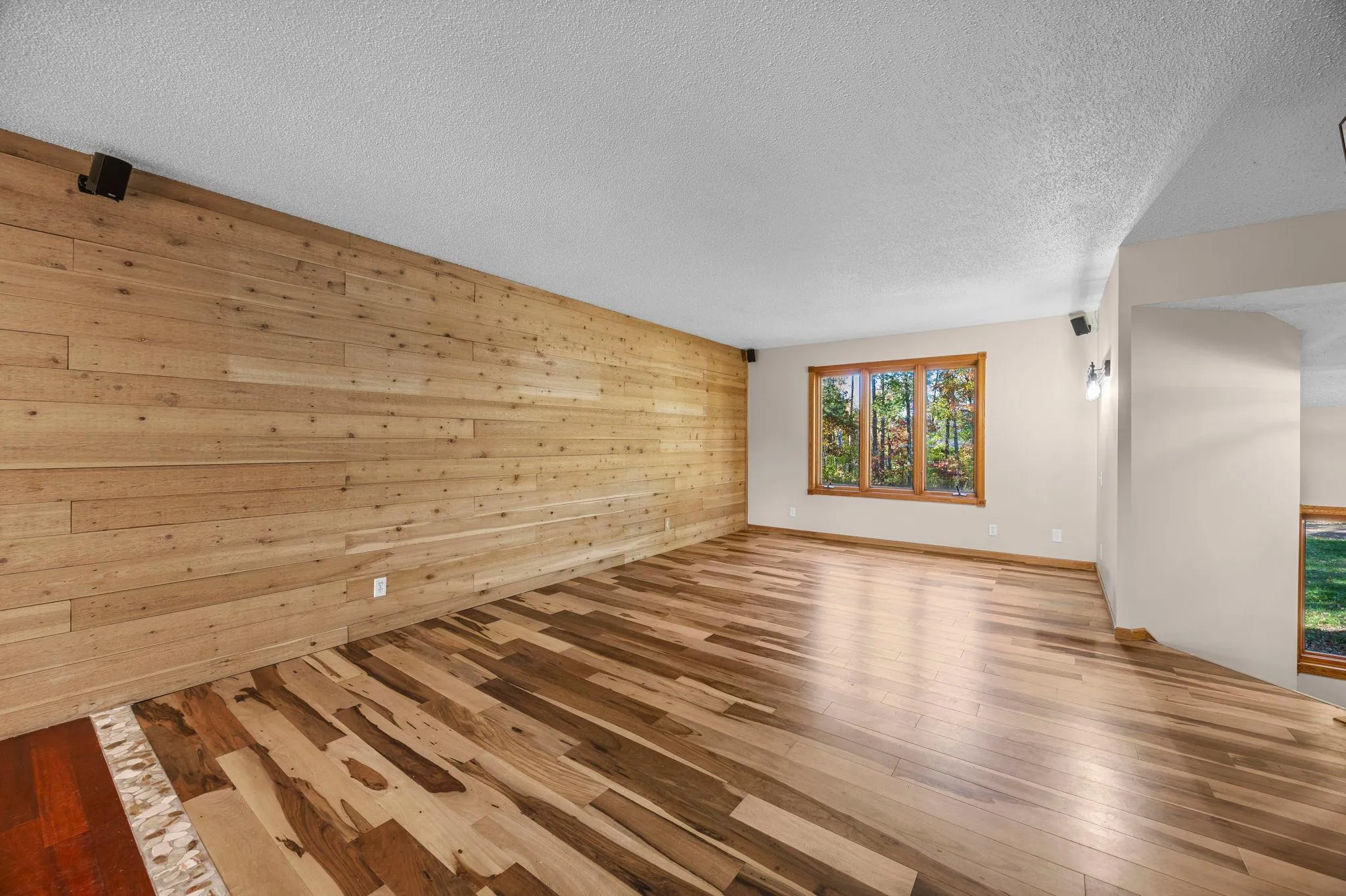 Photo 5 of 6943 350th Street